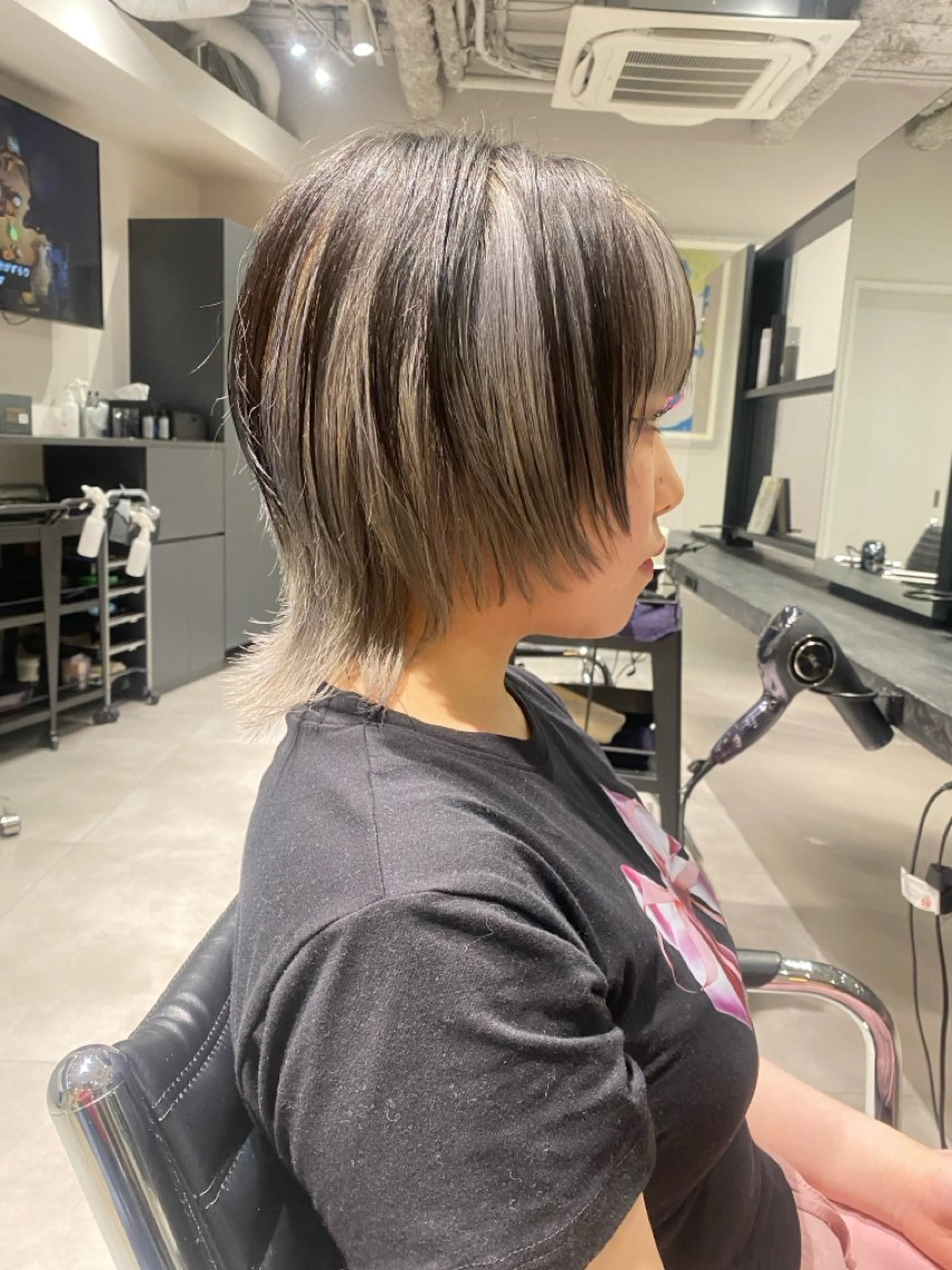 ショート あおい/透明感 /ハイトーンのヘアスタイル