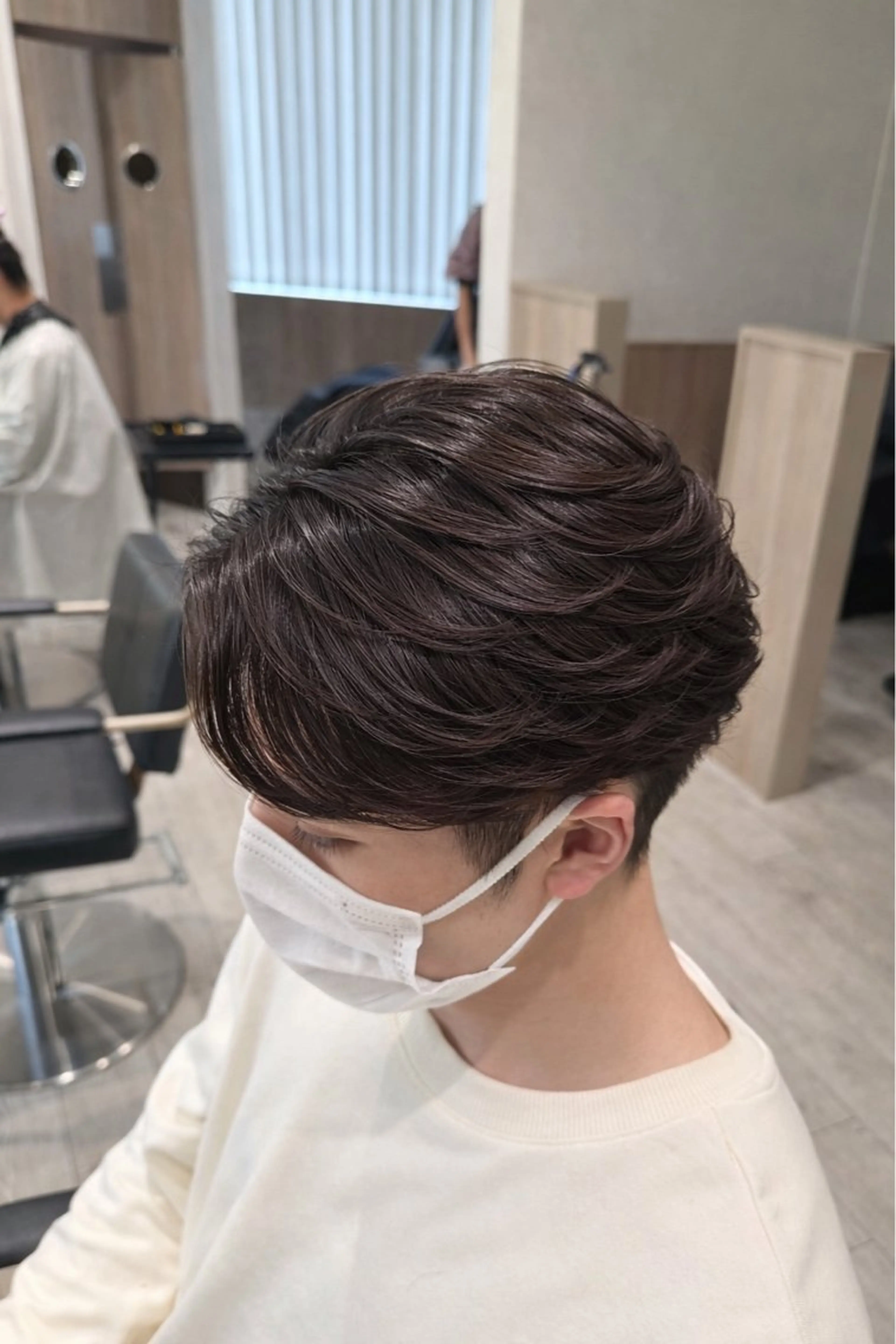 パーマ メンズ カルマパーマ メンズ韓国風 メンズパーマ 髪質改善 カット パーマ ユージ ✂︎ カット／パーマ特化のヘアスタイル