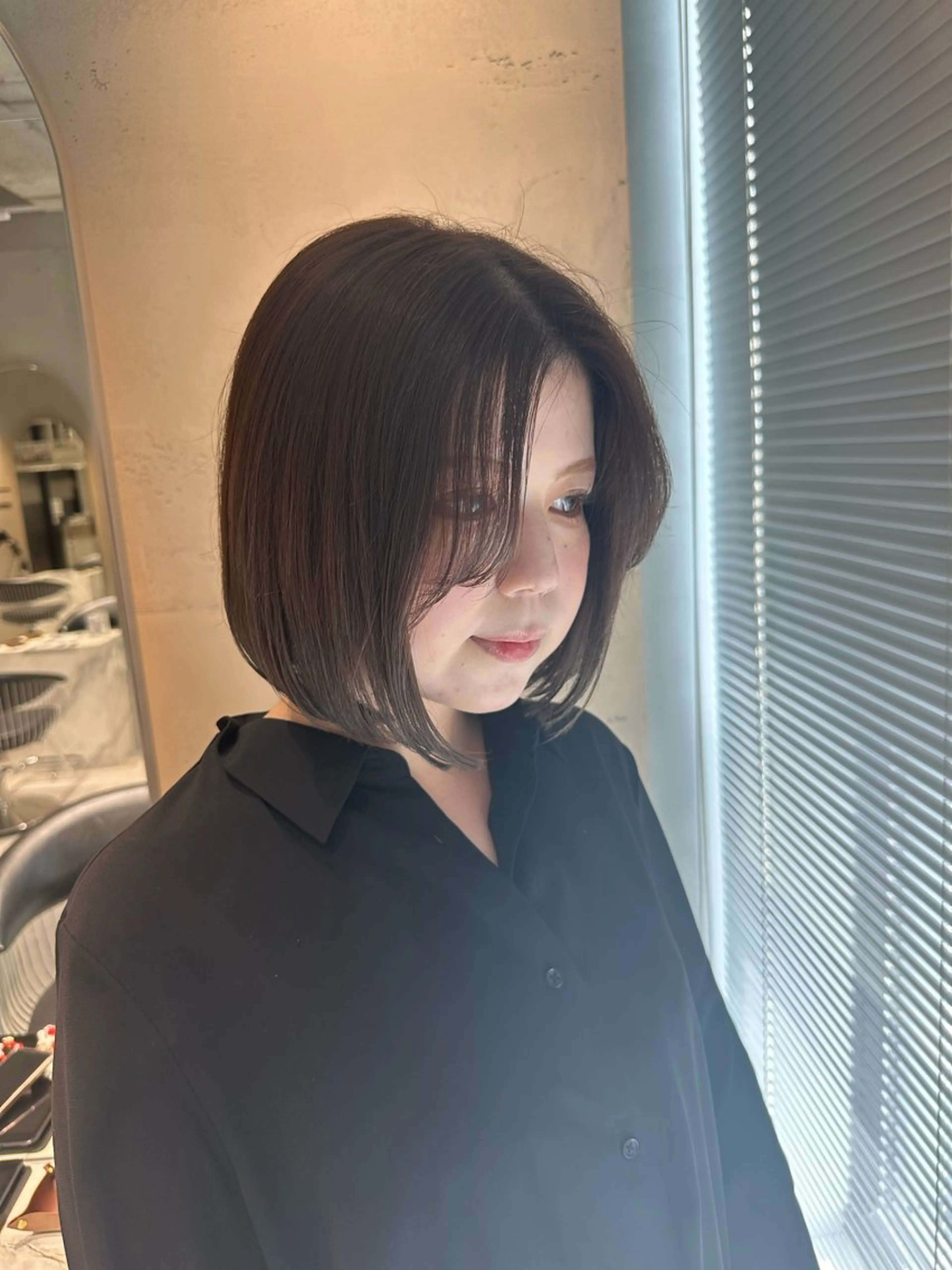 ショート カット ヘアカラー 小寺 柚初のヘアスタイル