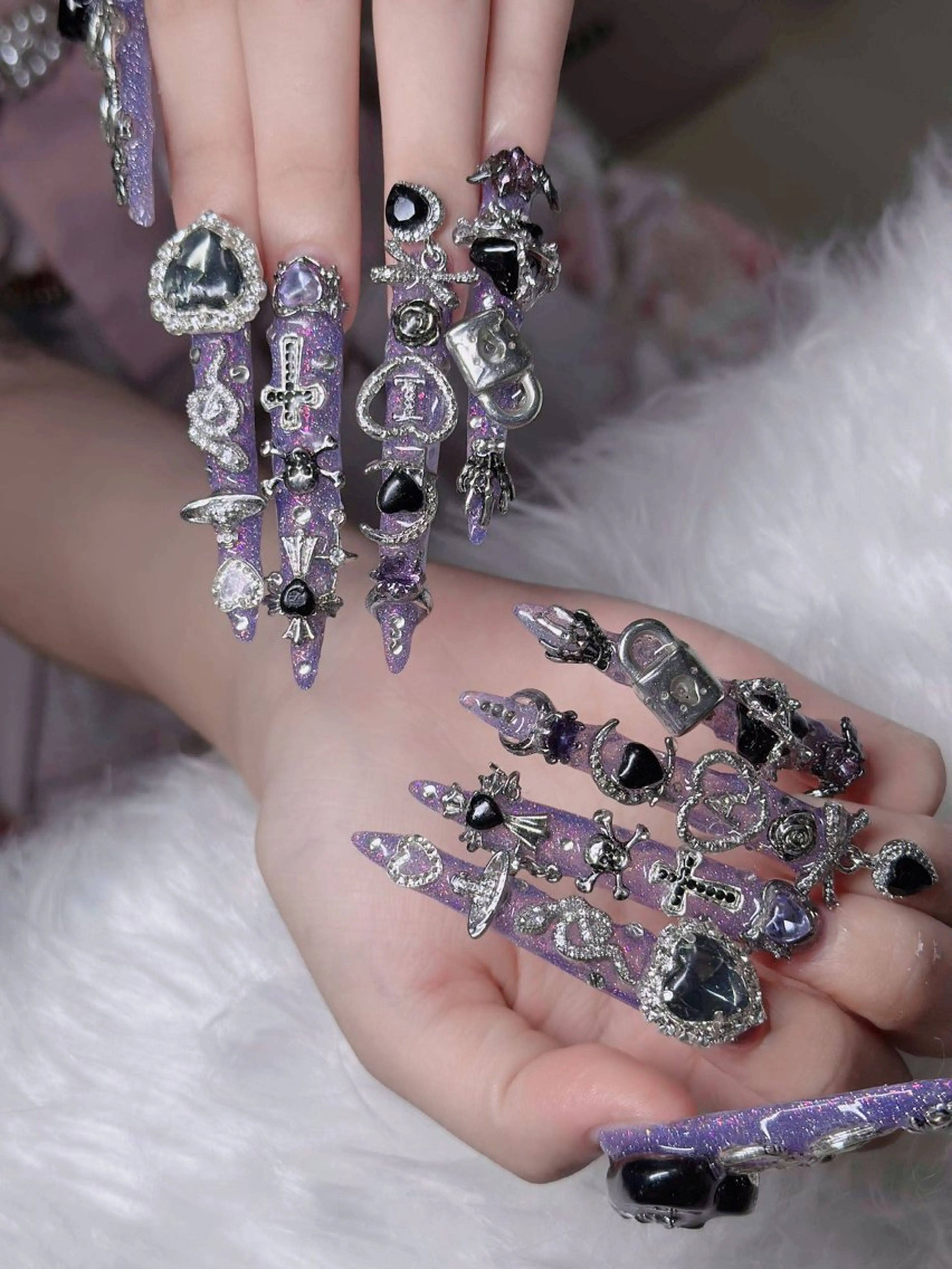 ネイル フレンチネイル ジェルネイル ハロウィン キラキラネイル 韓国ネイル ハンドネイル H.baby Nail Salonのネイルデザイン