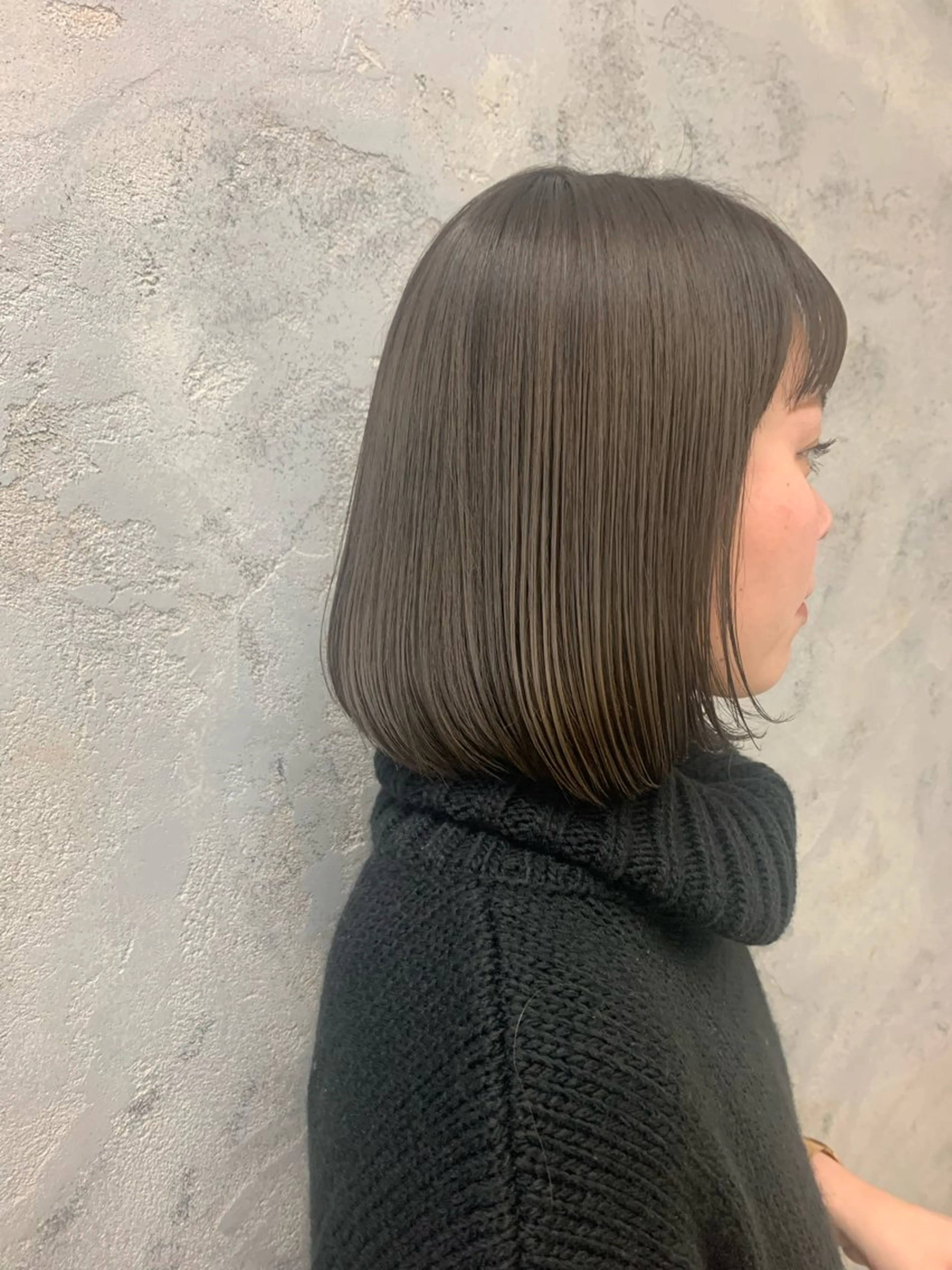 ショート カラー 荒島 由佳のヘアスタイル