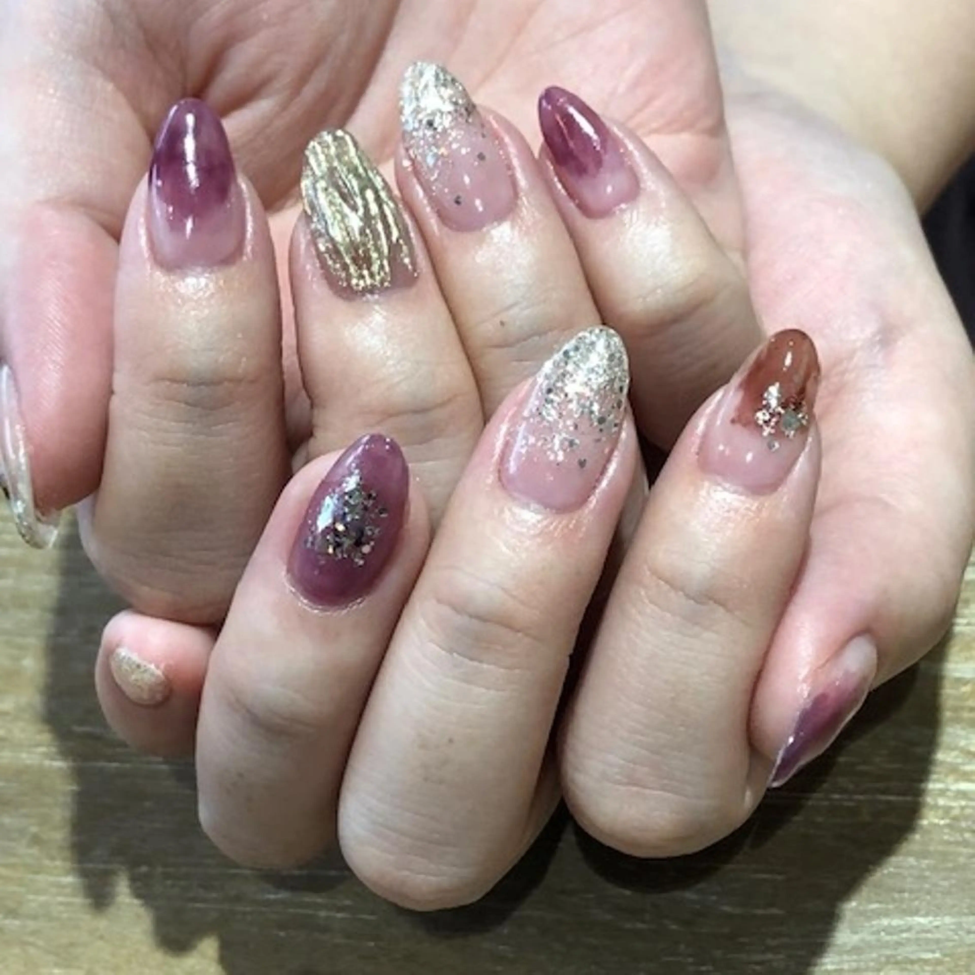 ネイル 持ち込み ニュアンスネイル 八木 香澄のネイルデザイン