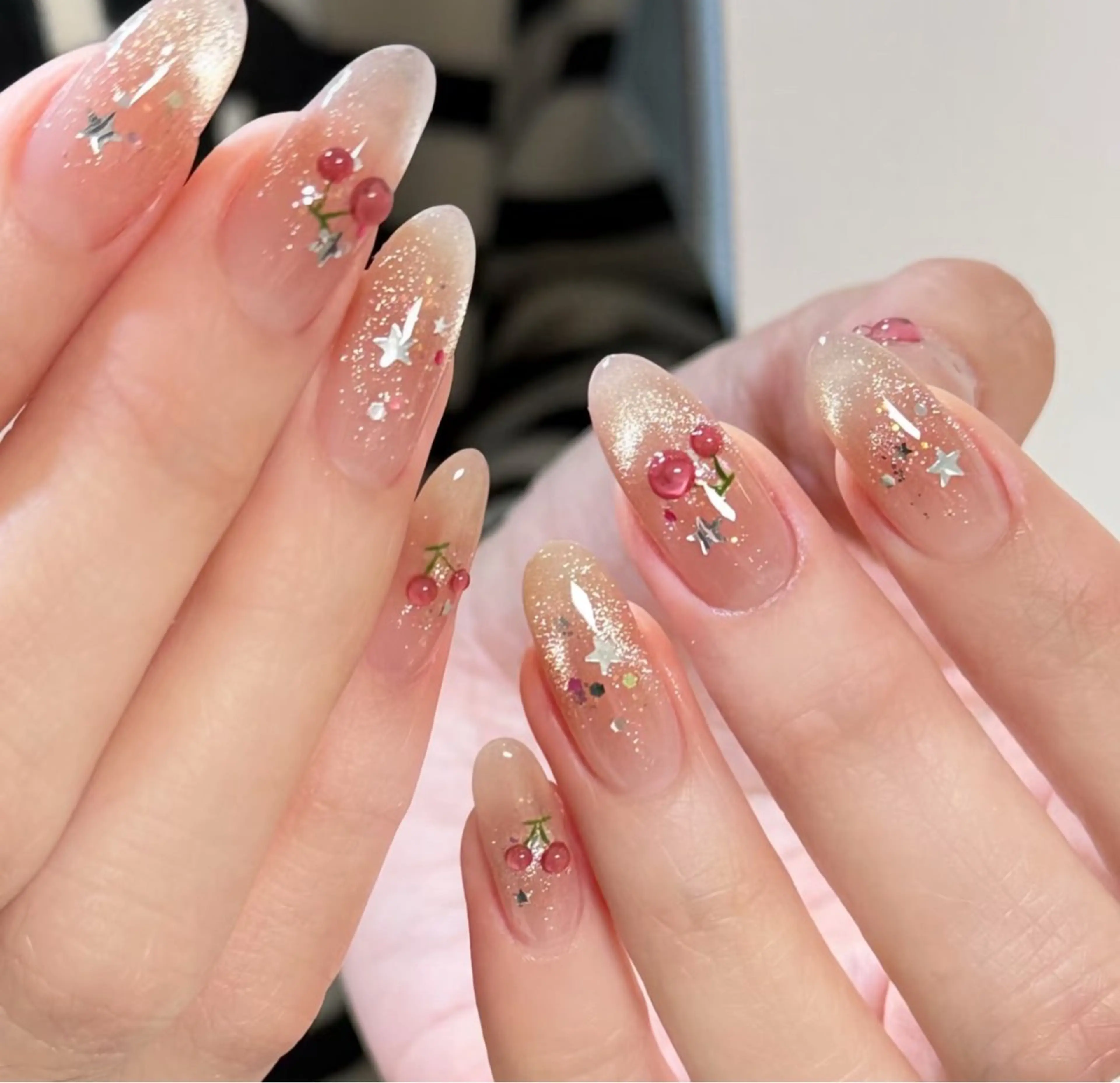ネイル アートネイル オーロラネイル チークネイル フレンチネイル ガラスフレンチ ハンドネイル 🎀🎀YooLi Nail Salonのネイルデザイン