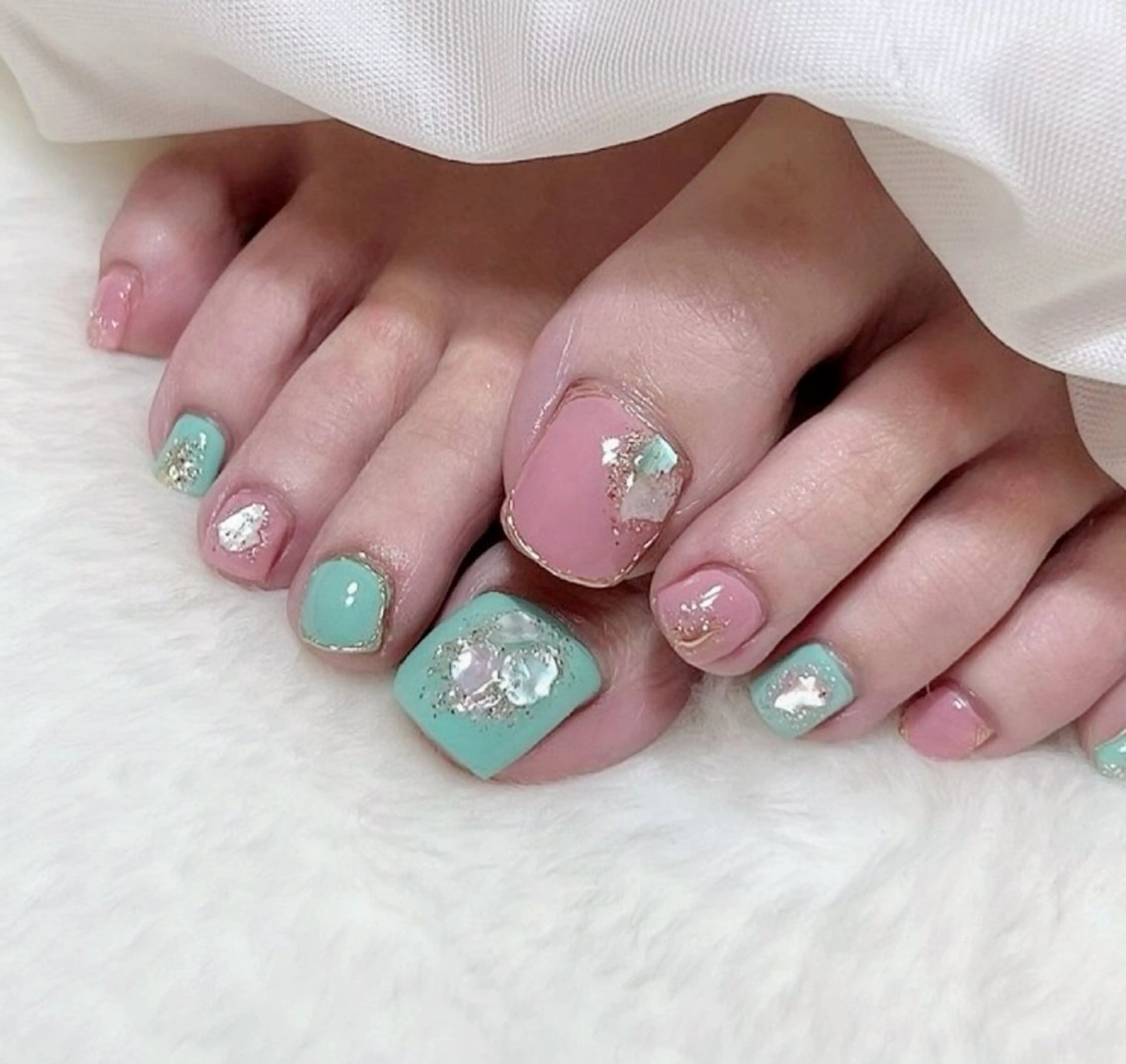 ネイル フットネイル フットネイル Nail Yunaのネイルデザイン