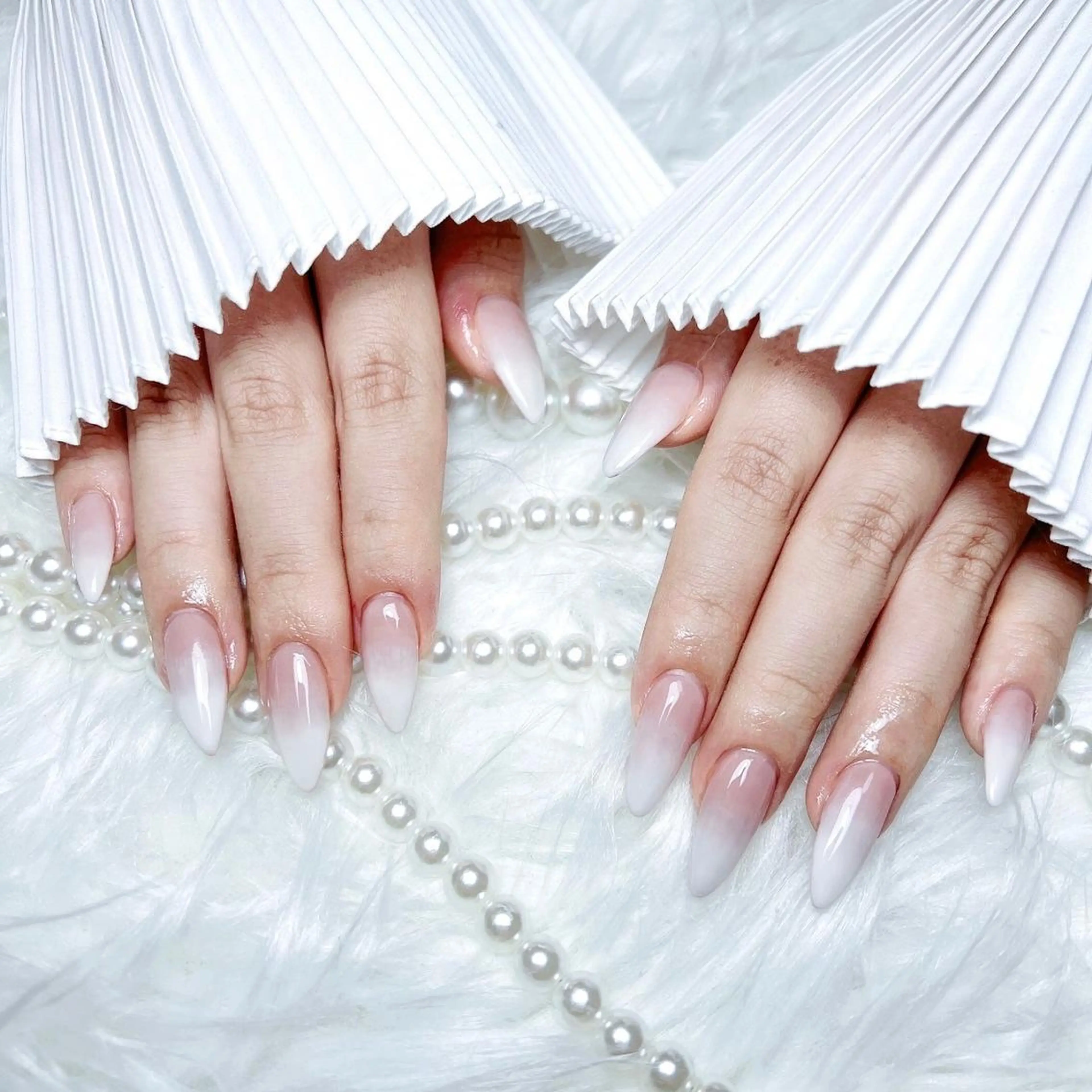 ネイル RAFFINE haru🦋🩵のネイルデザイン