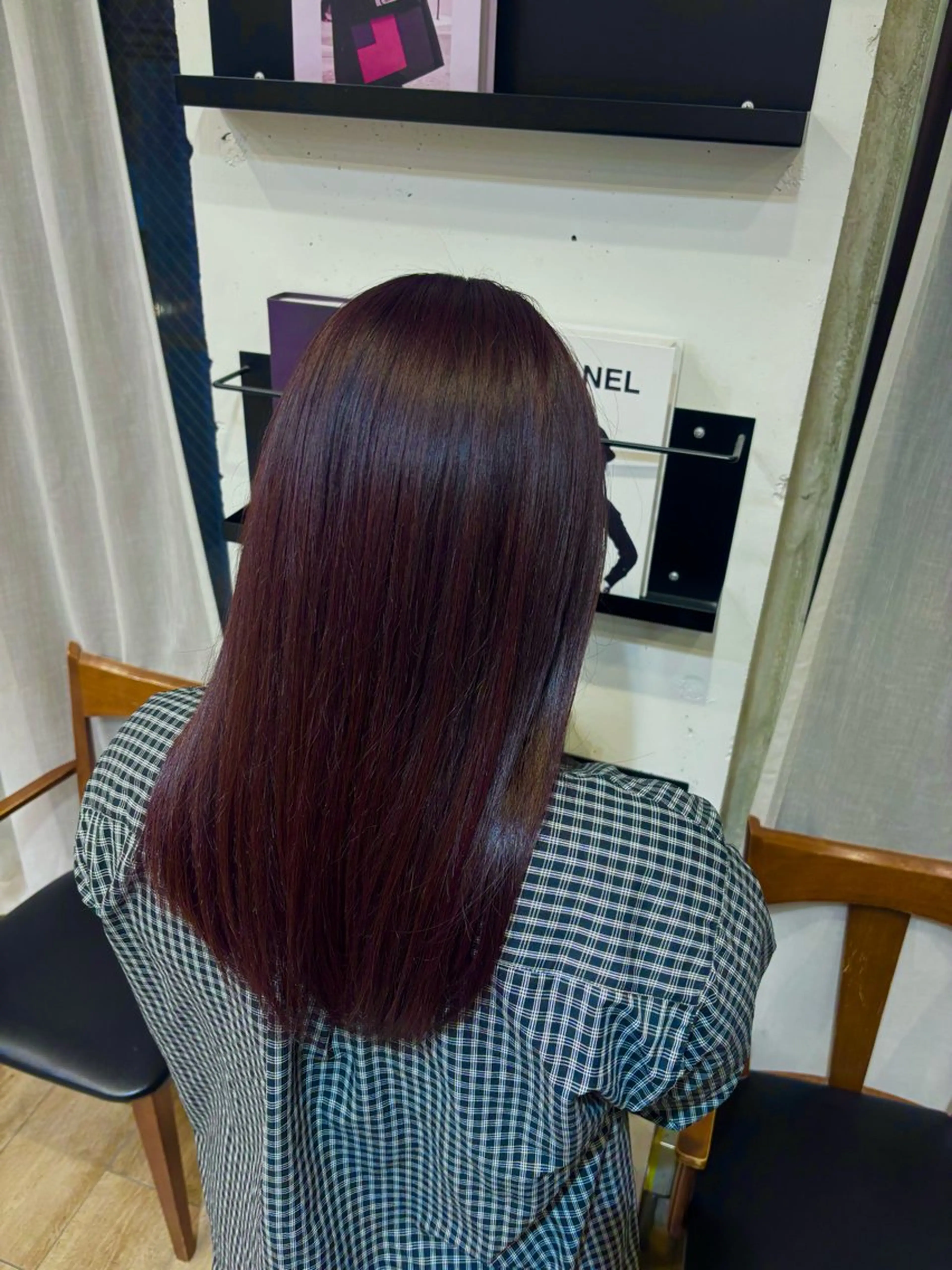 カラー 新原 陽那のヘアスタイル