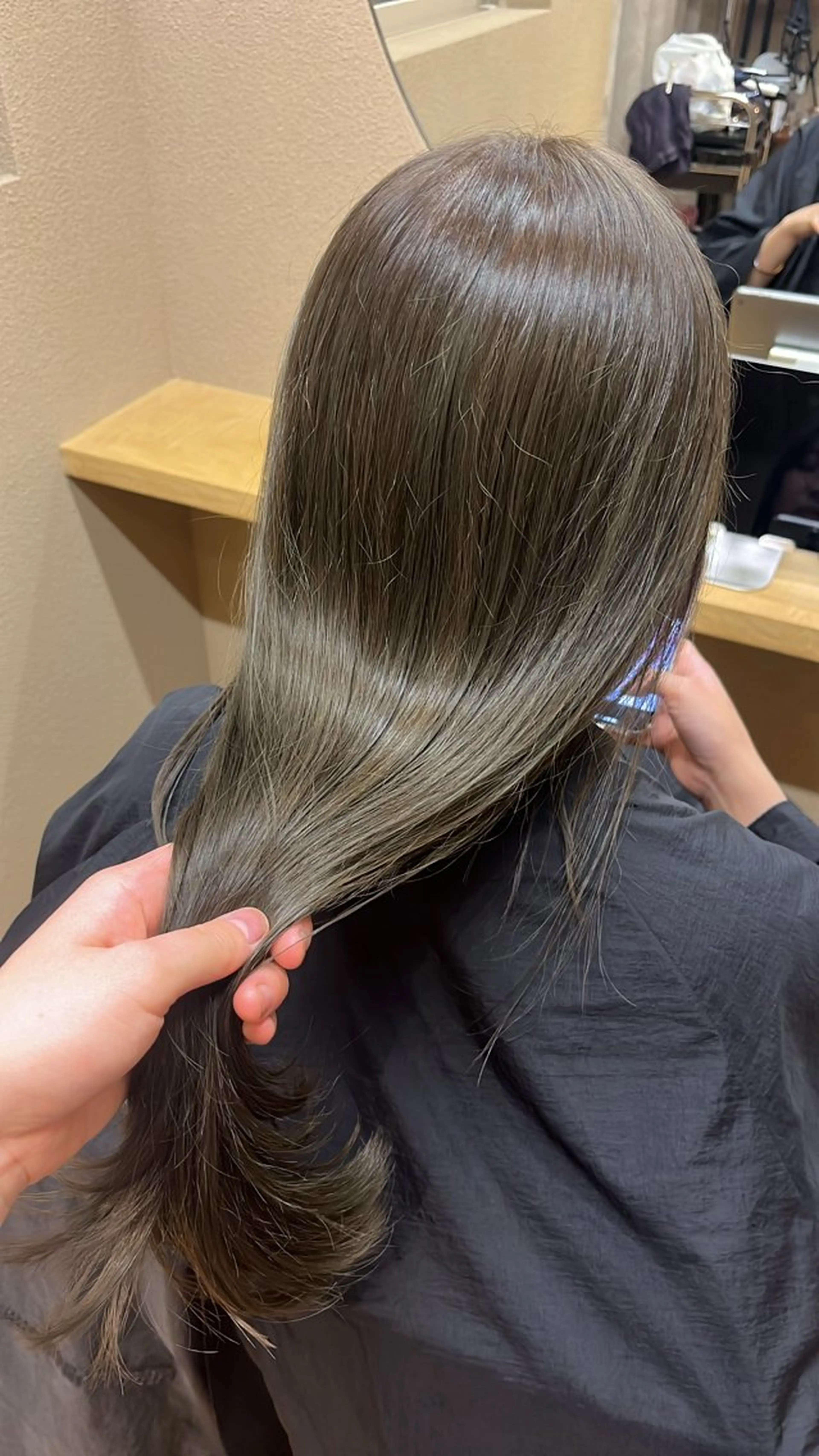 ロング カット ヘアカラー Wカラー🐾 ハルナのヘアスタイル