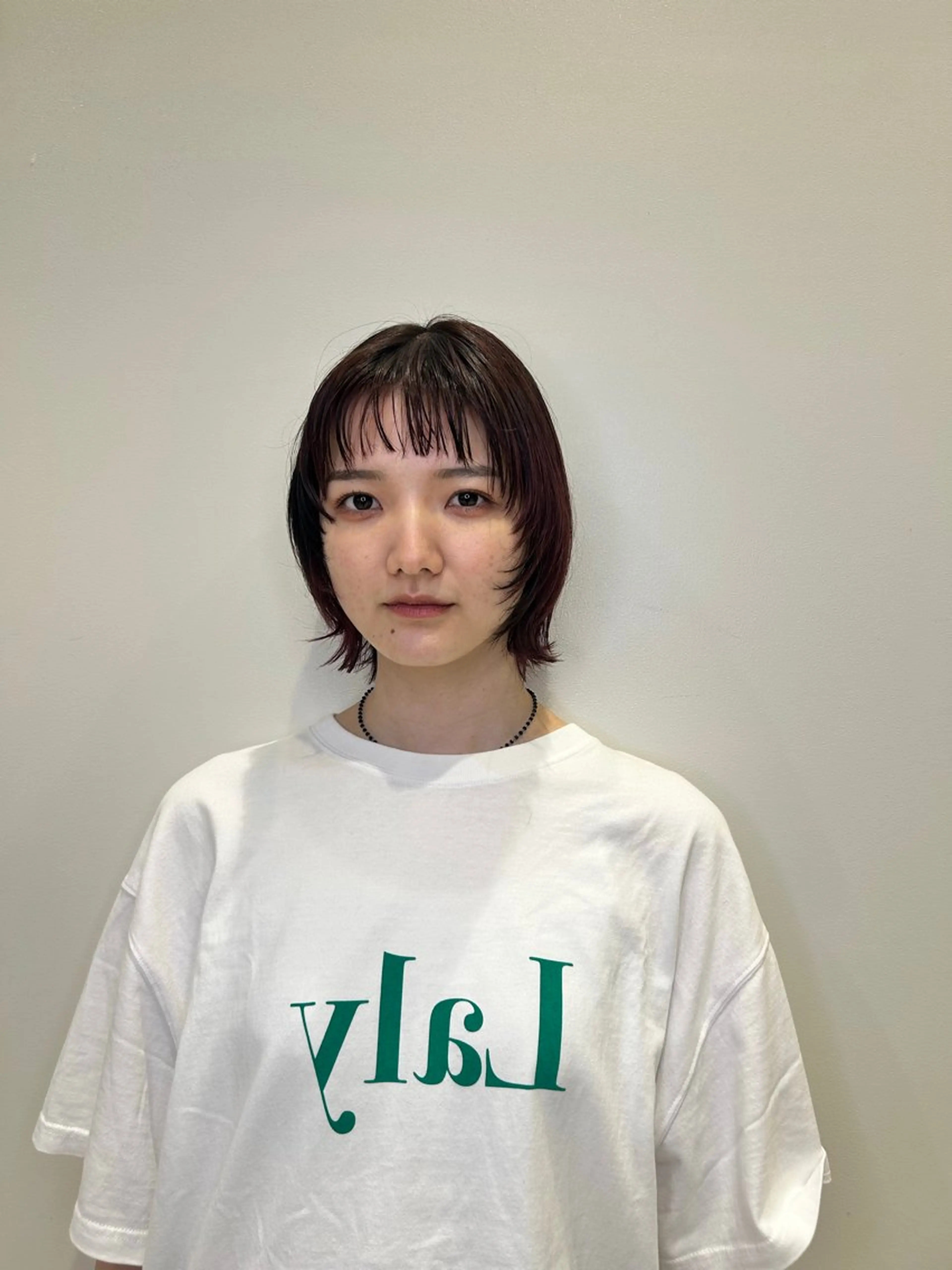 ショート カラー カット 透明感カラー×レイヤ ー🧊横田 冴のヘアスタイル