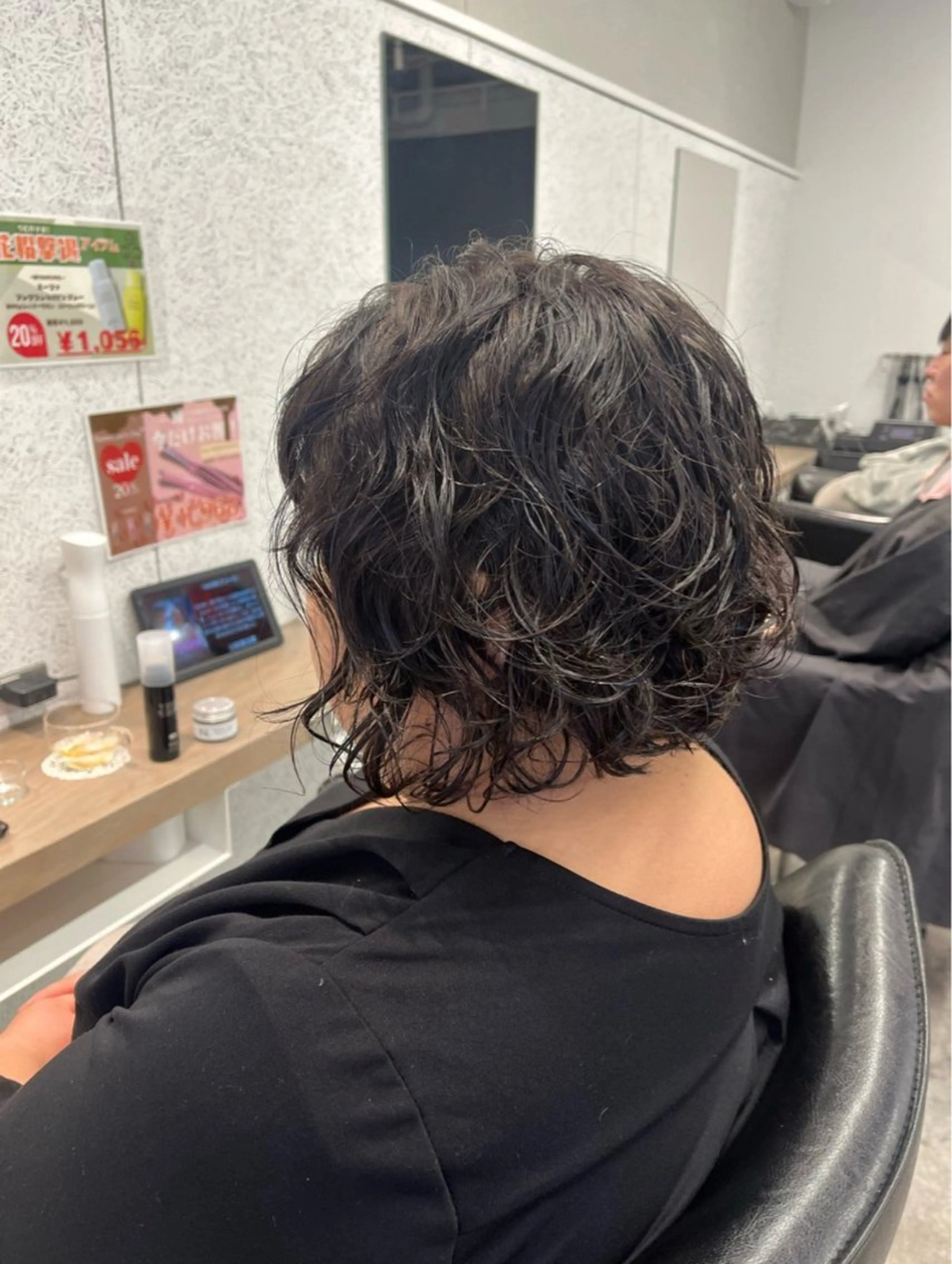 ショート パーマ 🍓艶髪/艶カラー しんたに🌈のヘアスタイル
