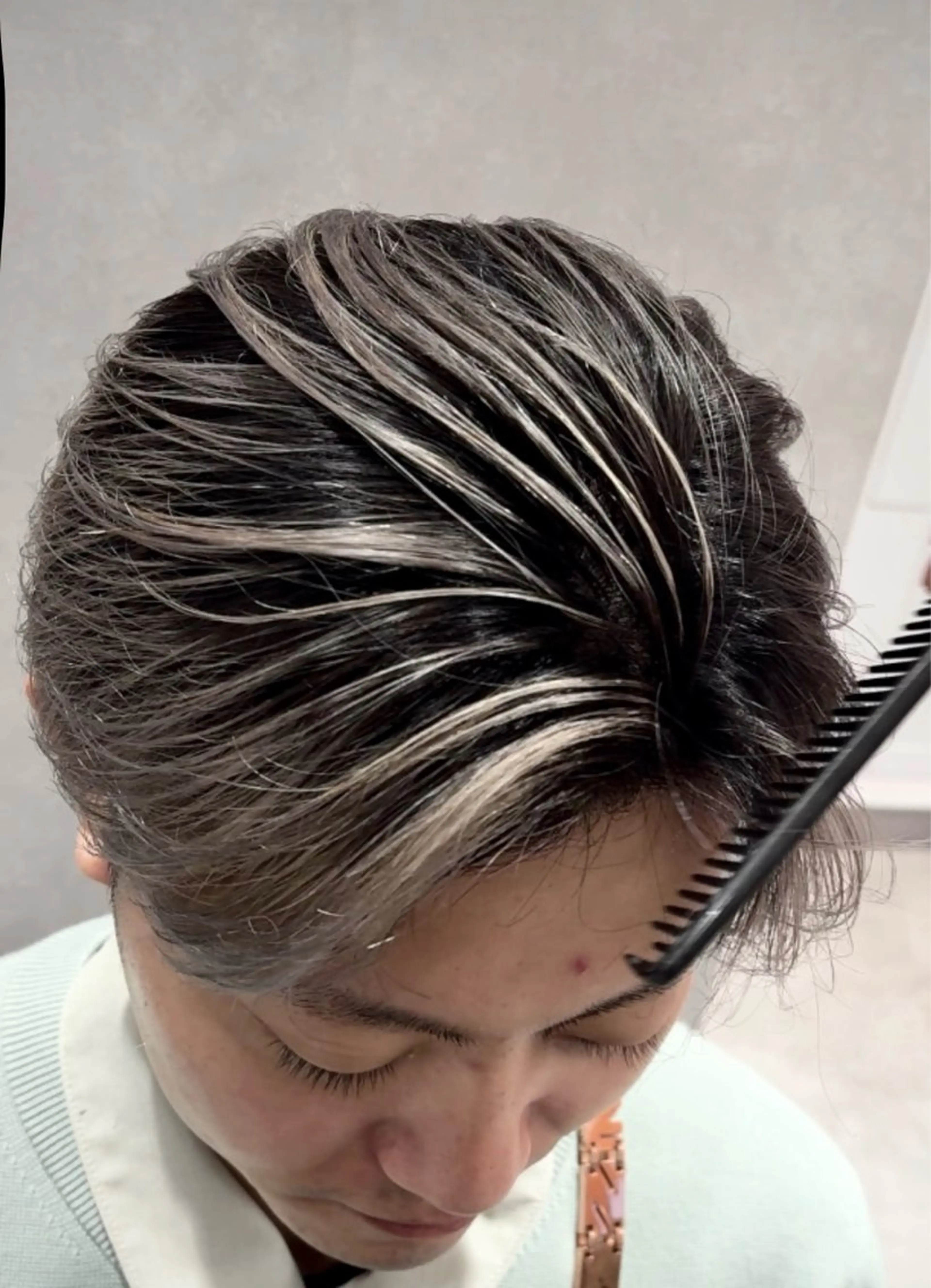 ショート レイヤーカット カット ヘアカラー 毛流れセンターパート /パーマ/モリオのヘアスタイル