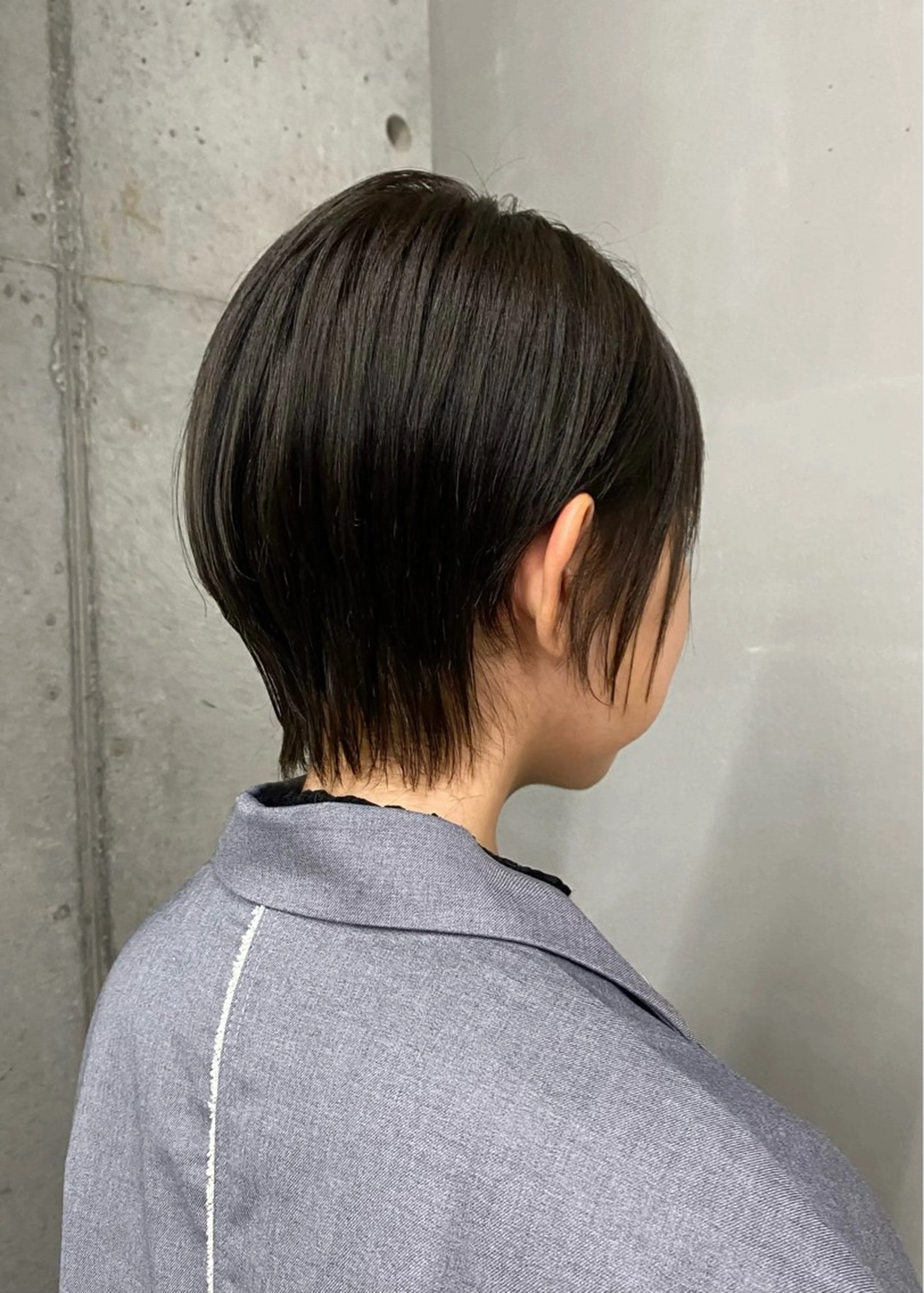 ミディアム カラー ヘアアレンジ ベージュカラー オリーブベージュ カット ヘアカラー トリートメント mina 🌷のヘアスタイル