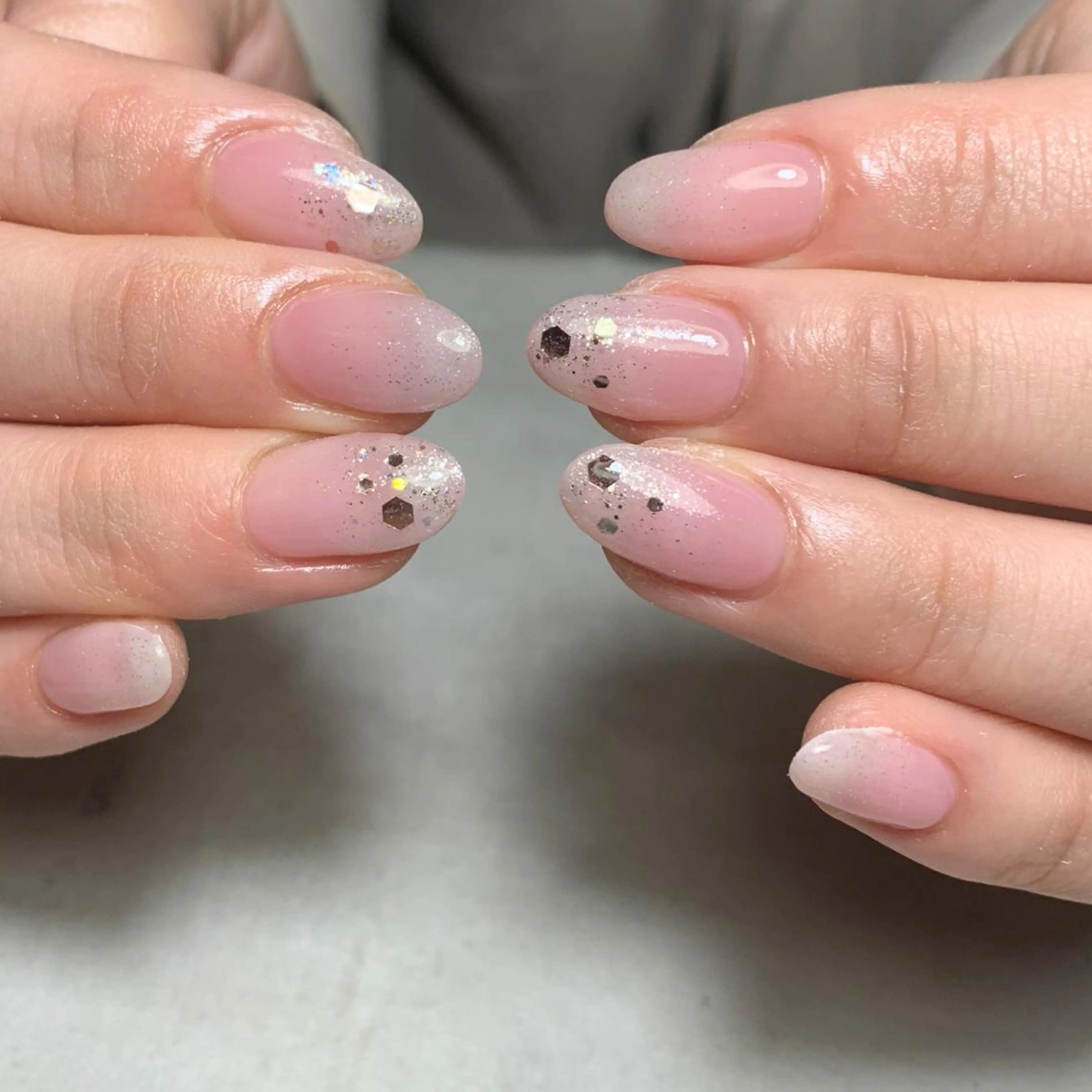 ネイル ジェルネイル FIORITURA aiのネイルデザイン