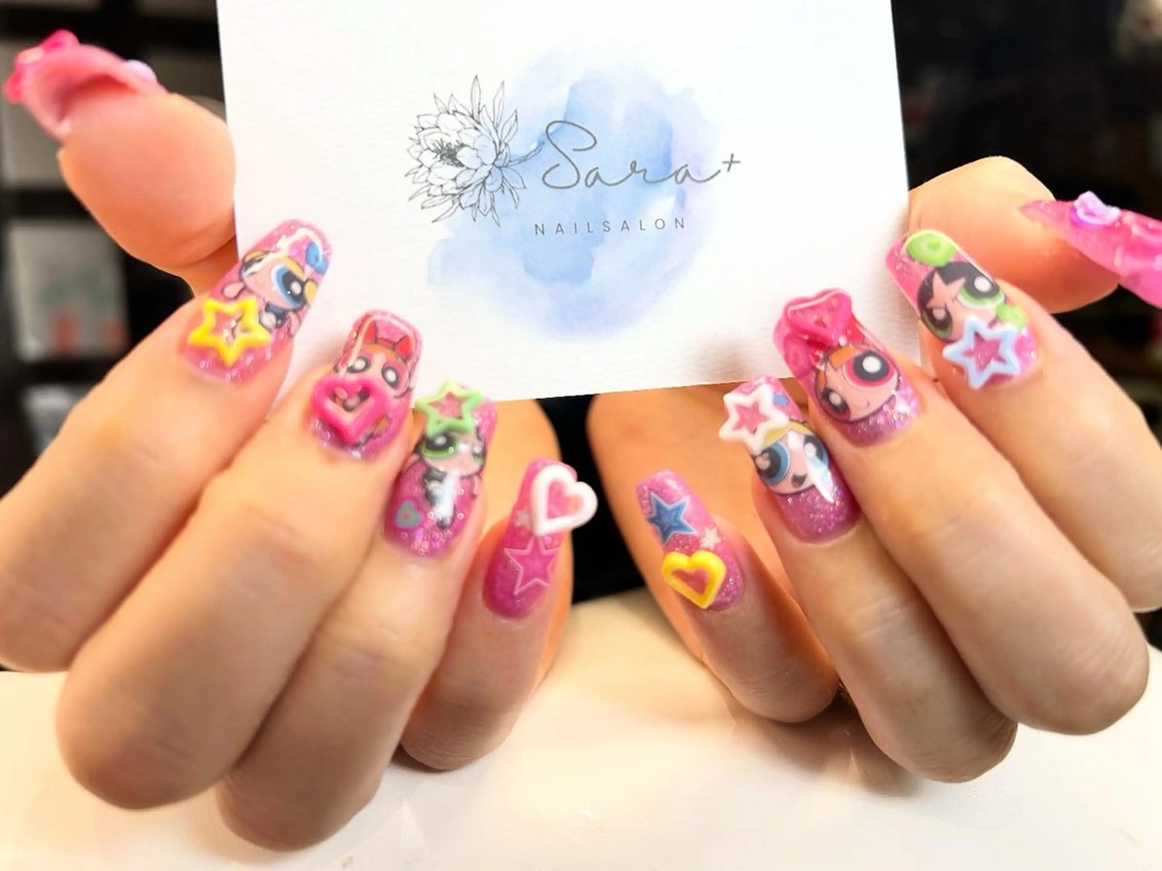 ネイル ハンドネイル sara +のネイルデザイン