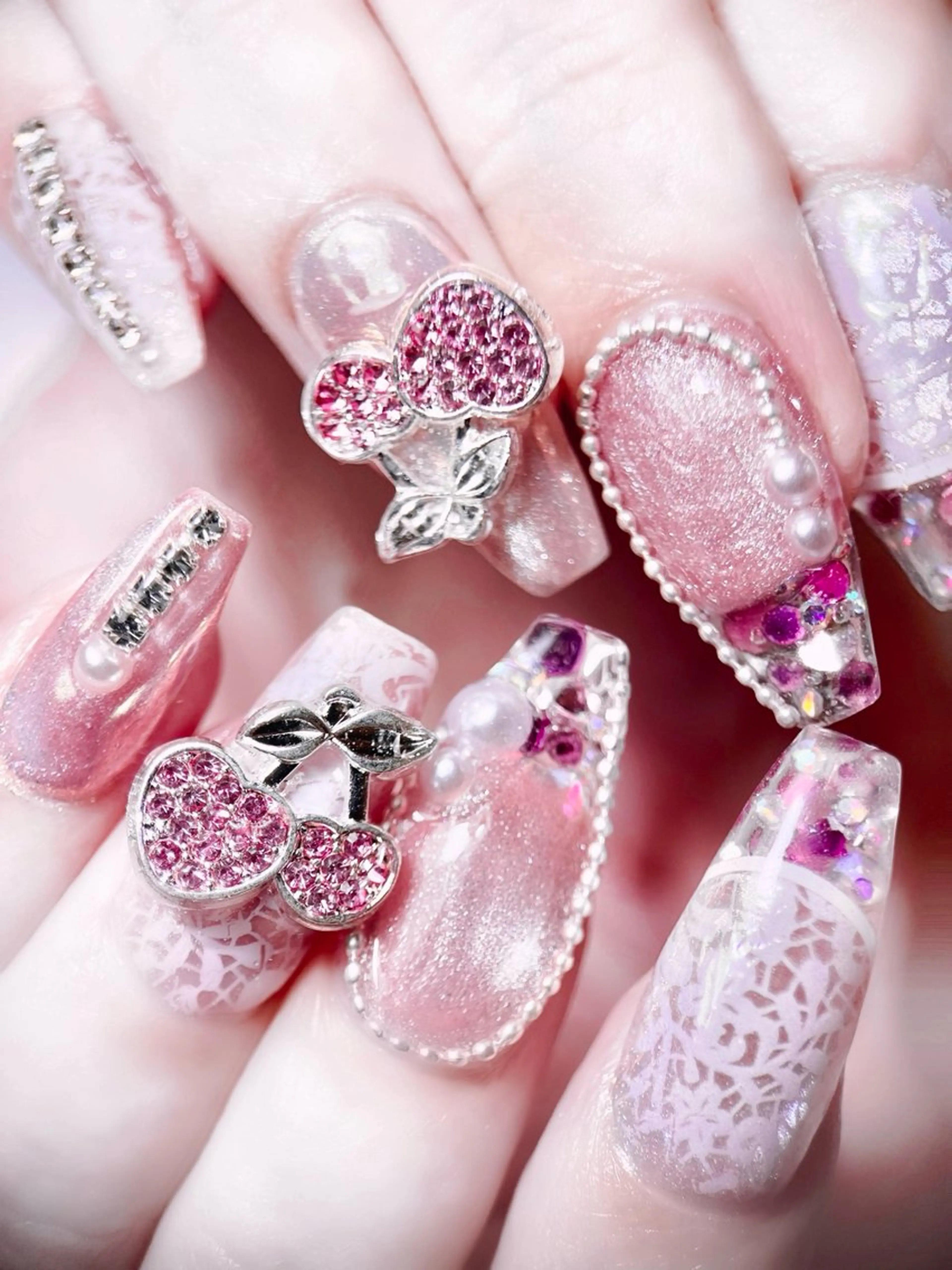 ネイル nailsalon R’のネイルデザイン