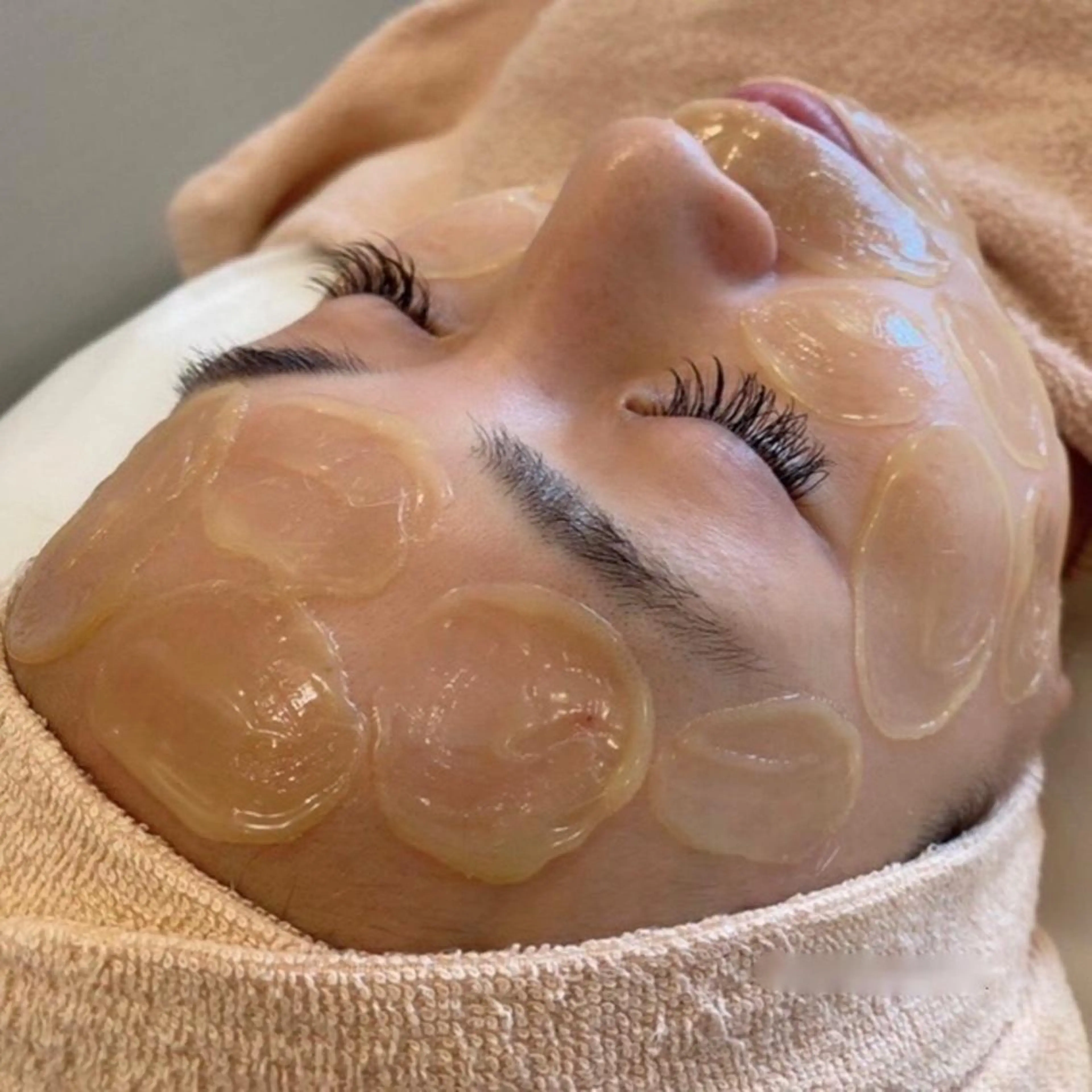 ハーブピーリング/ 艶肌wax/リララのエステ・リラクイメージ