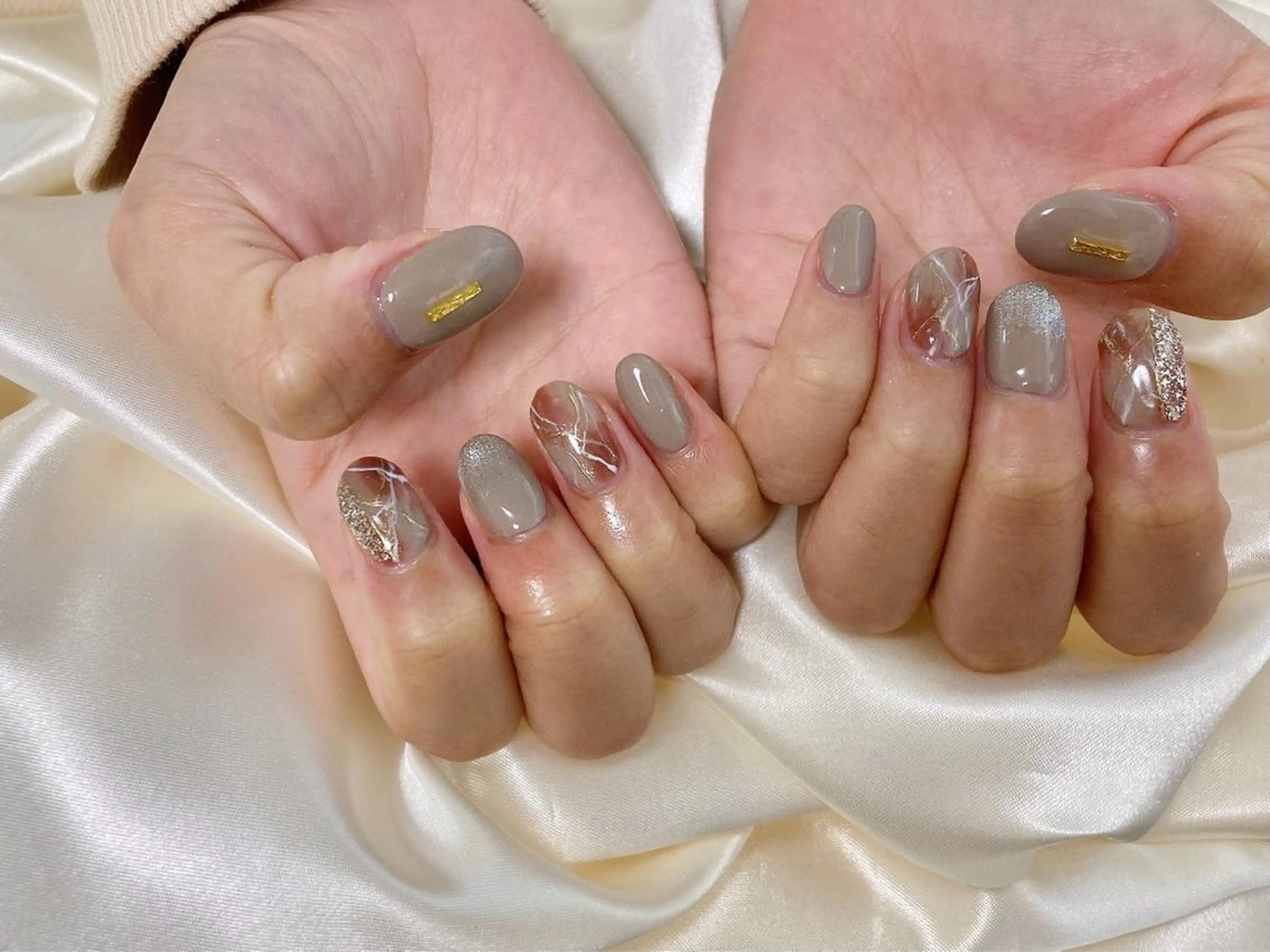 ネイル mogunail &blowのネイルデザイン