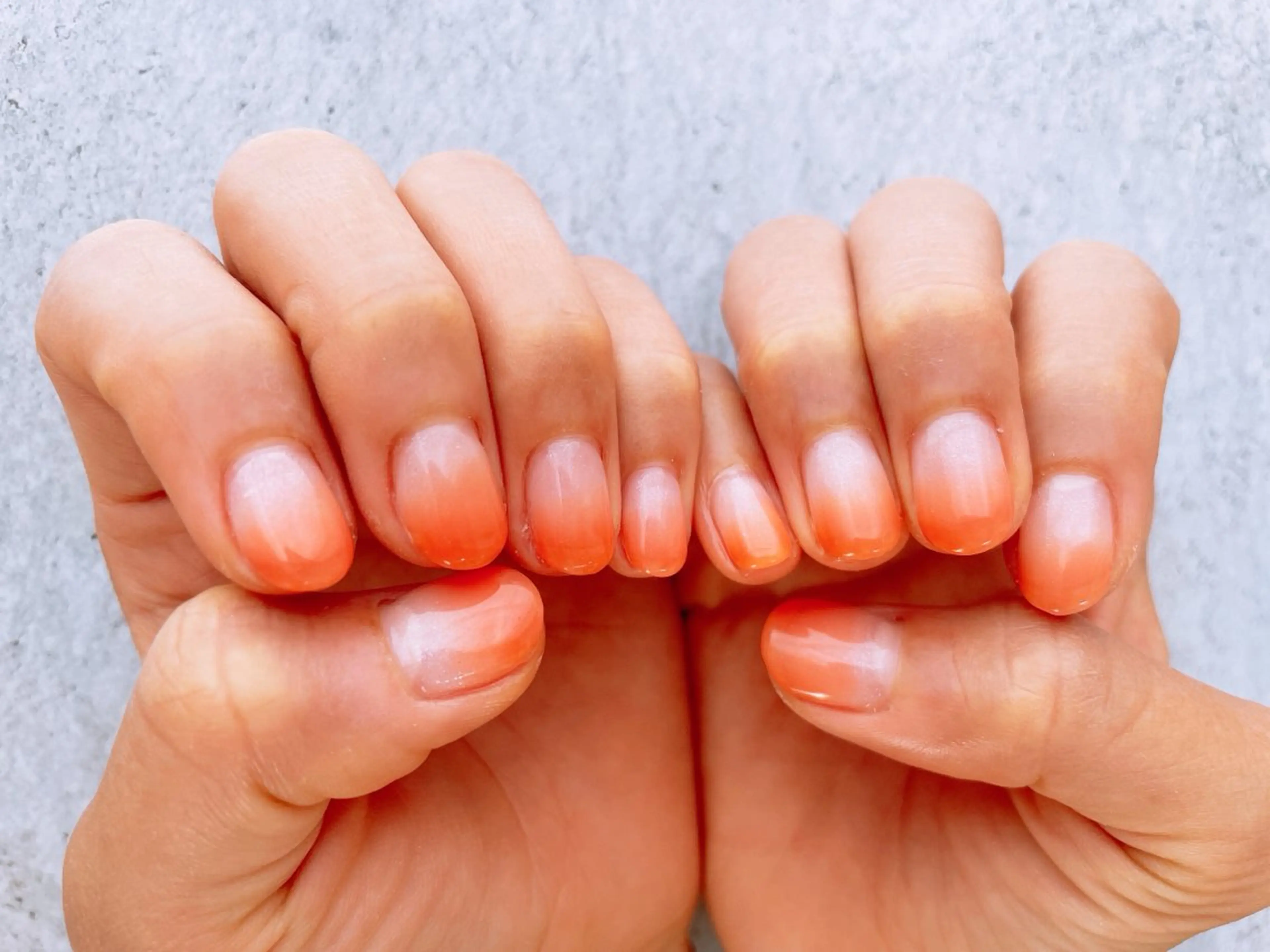 ネイル チークネイル ジェルネイル グラデーション ラメ(グリッター) ラメグラデーション f2 nailのネイルデザイン