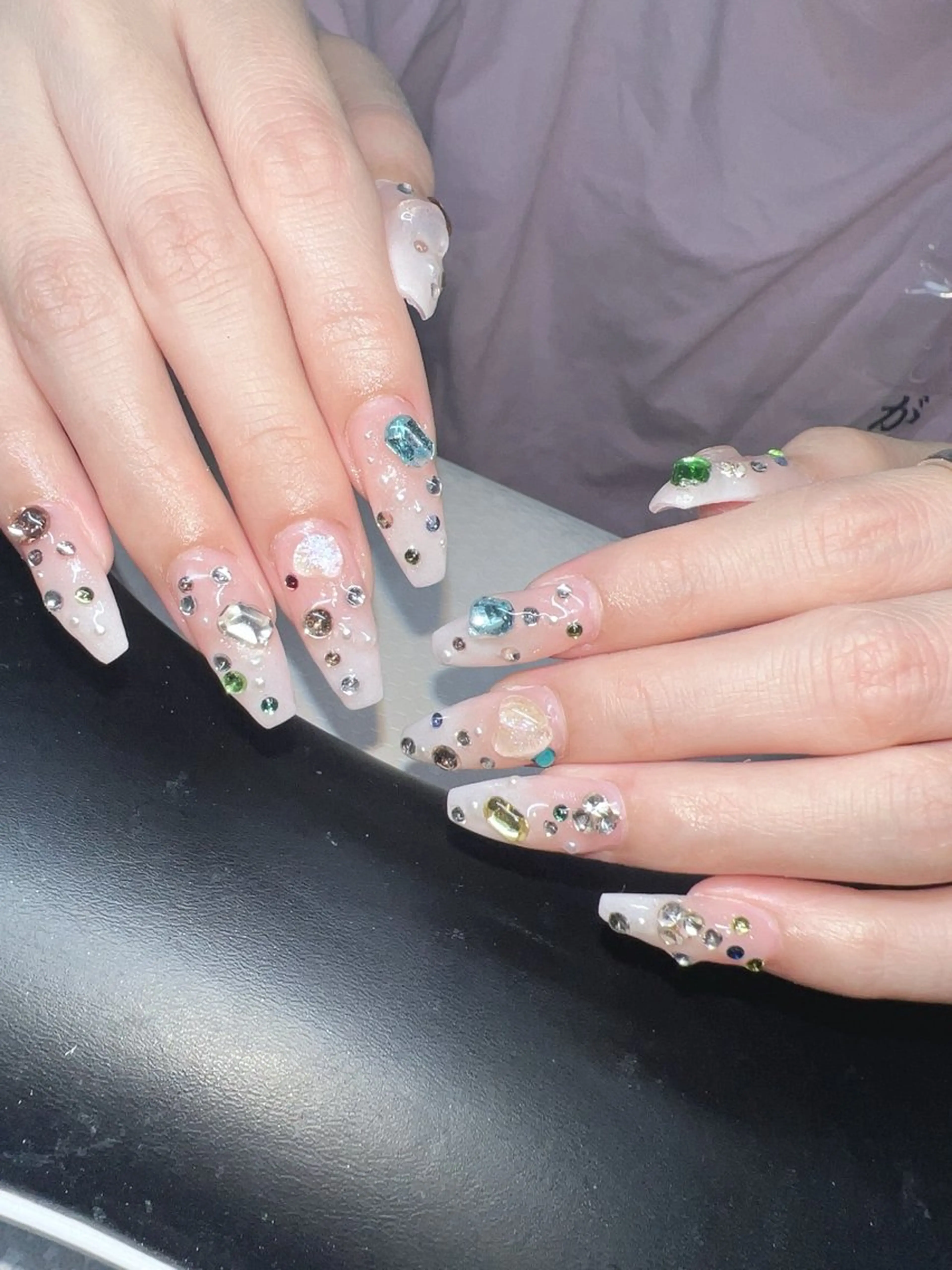 ネイル Lee Nailsのネイルデザイン