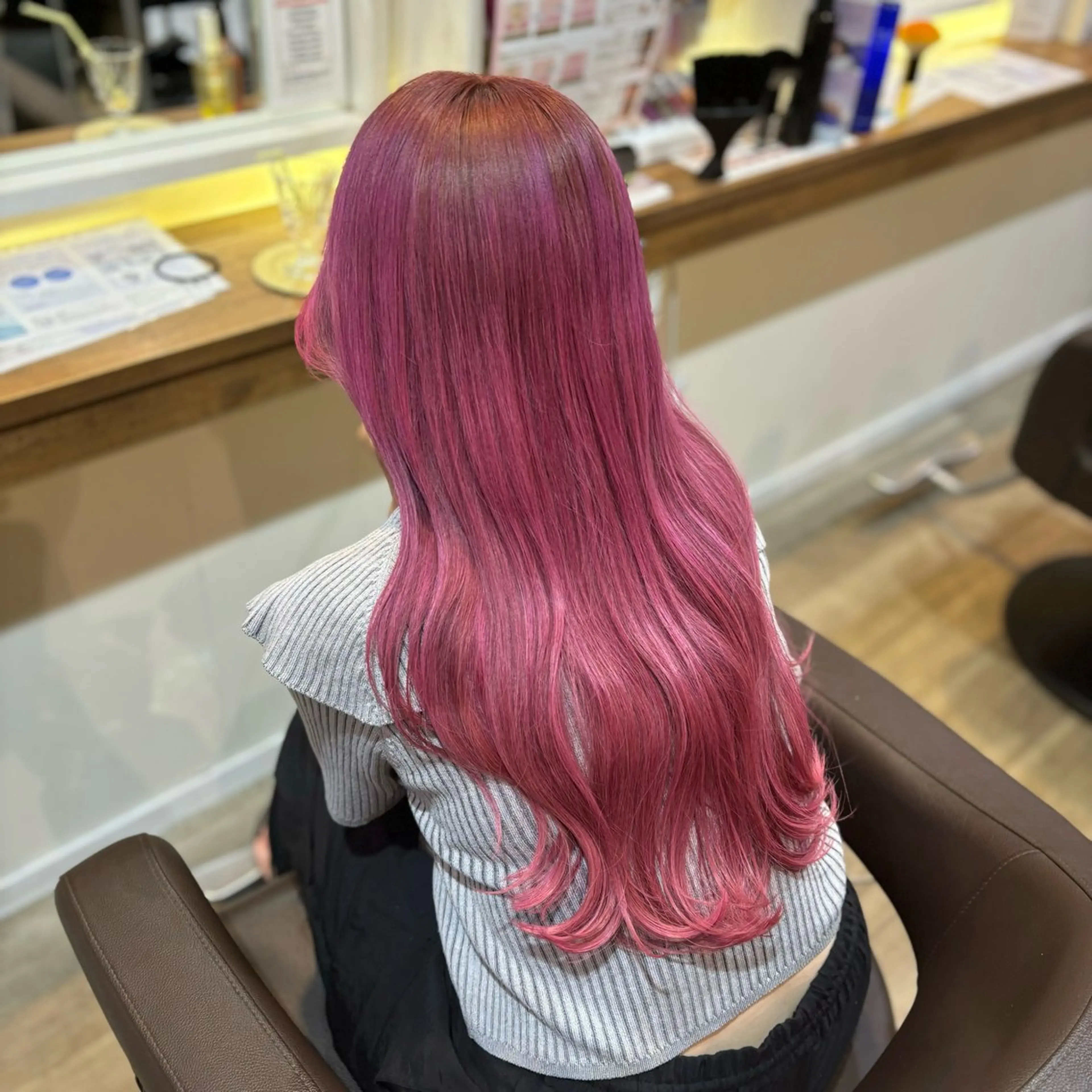 ロング ヘアカラー 🎀ハイトーン/ 艶カラー/夕月🎀のヘアスタイル