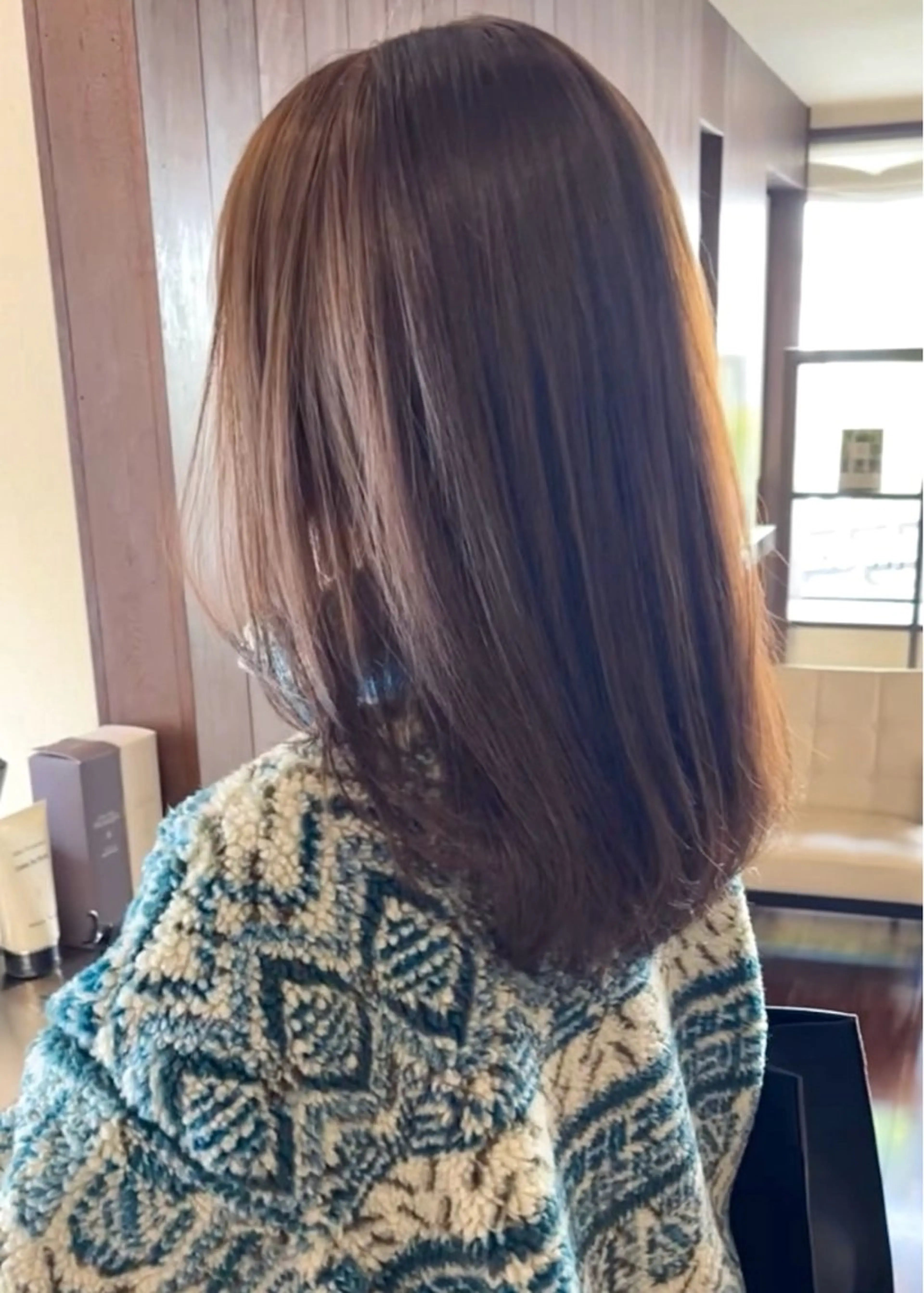 セミロング カラー ブリーチ ブラウンカラー ダブルカラー ブリーチなしカラー ヘアカラー トリートメント 田室 和幸のヘアスタイル