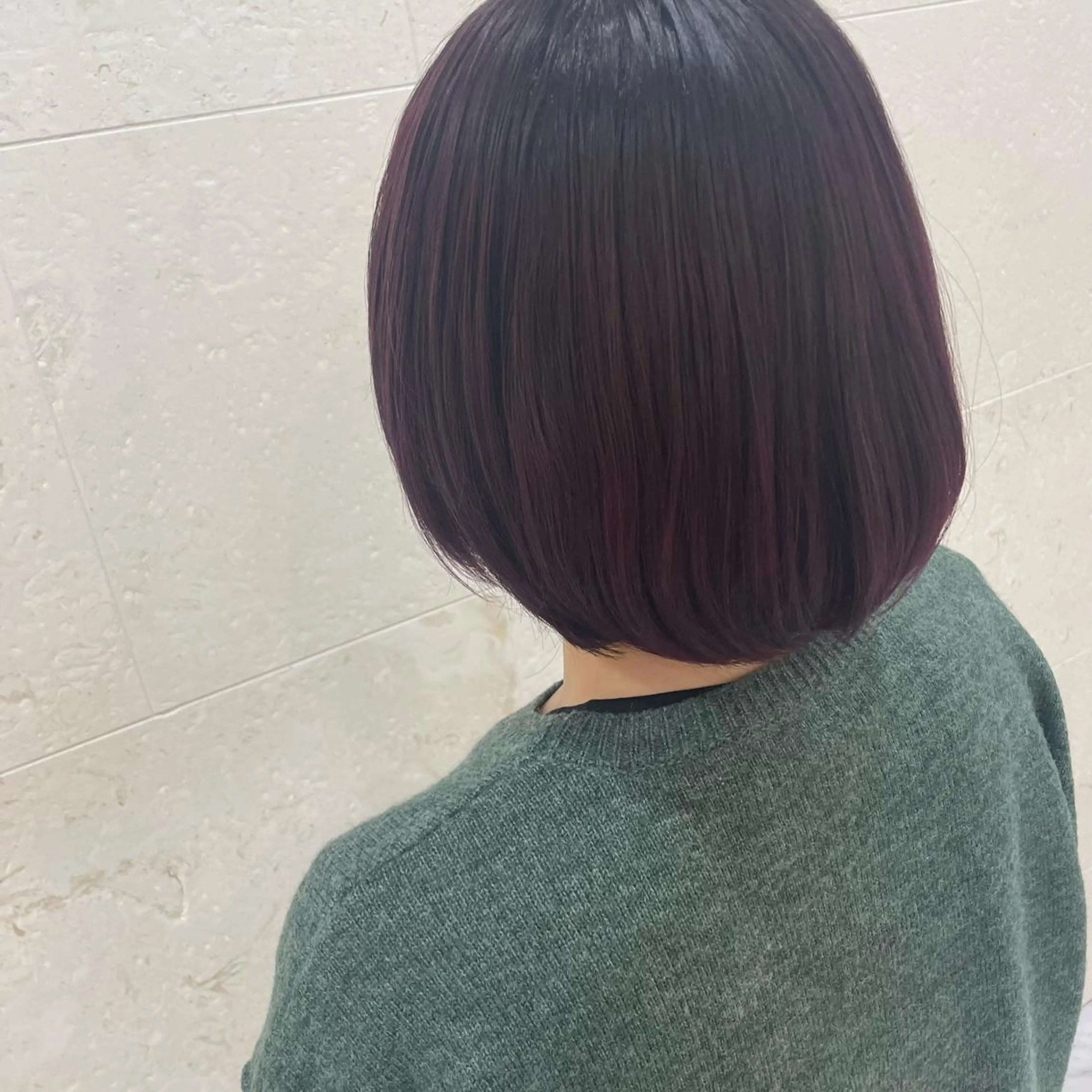 ミディアム カラー 安田 柚月のヘアスタイル