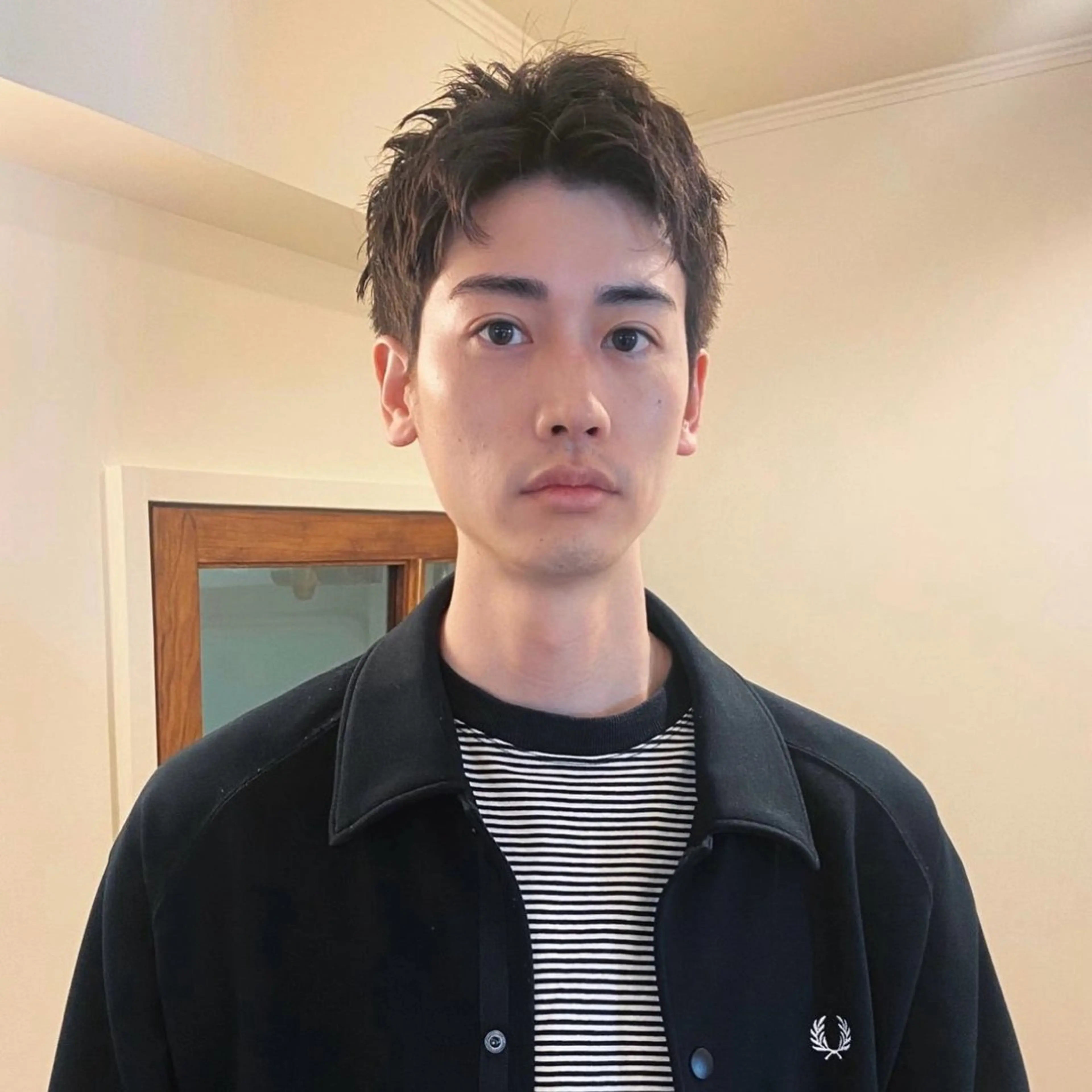 ショート 縮毛矯正、髪質改善 肘以上無料のヘアスタイル