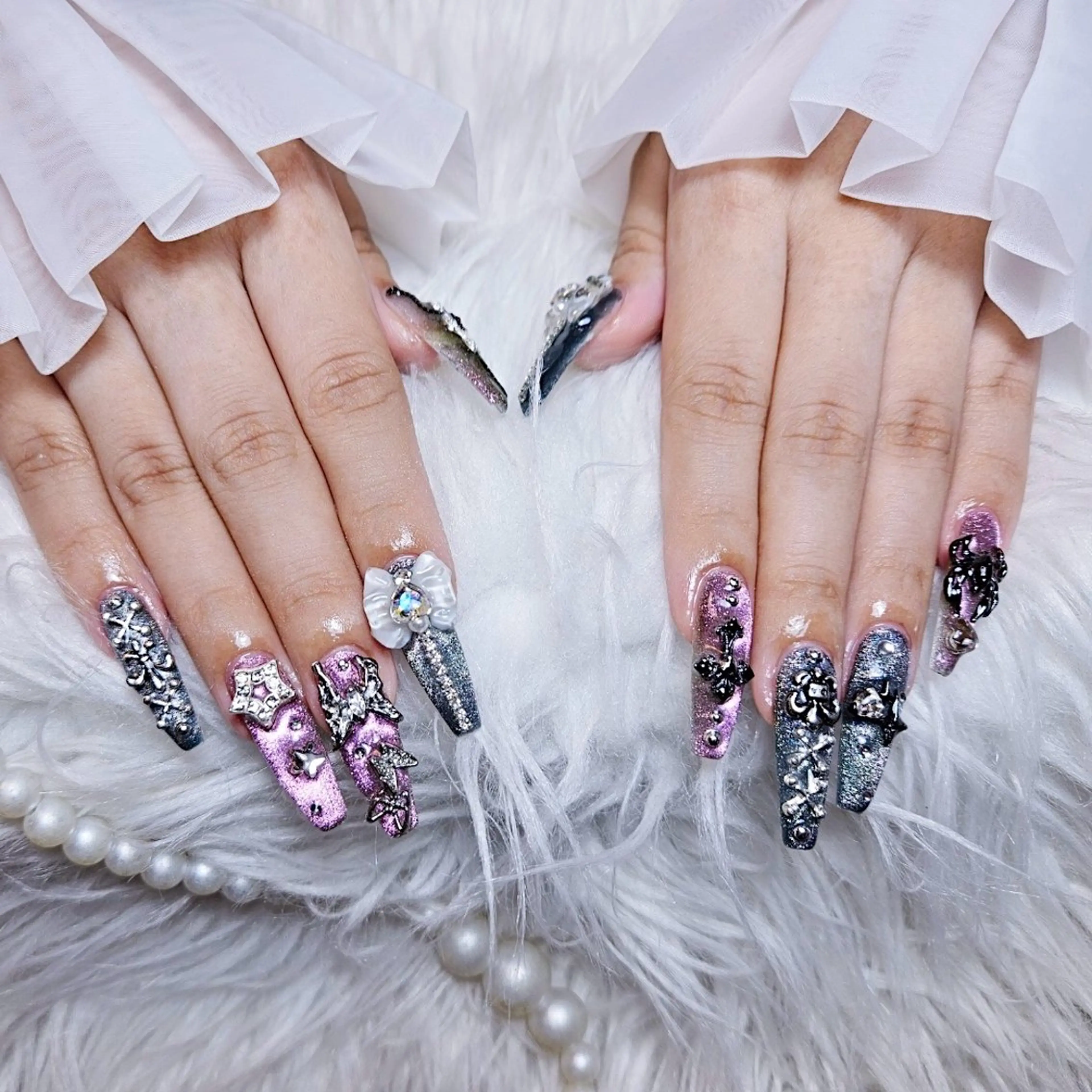 ネイル ハンドネイル 🍭Yun nail hyejin🌸のネイルデザイン
