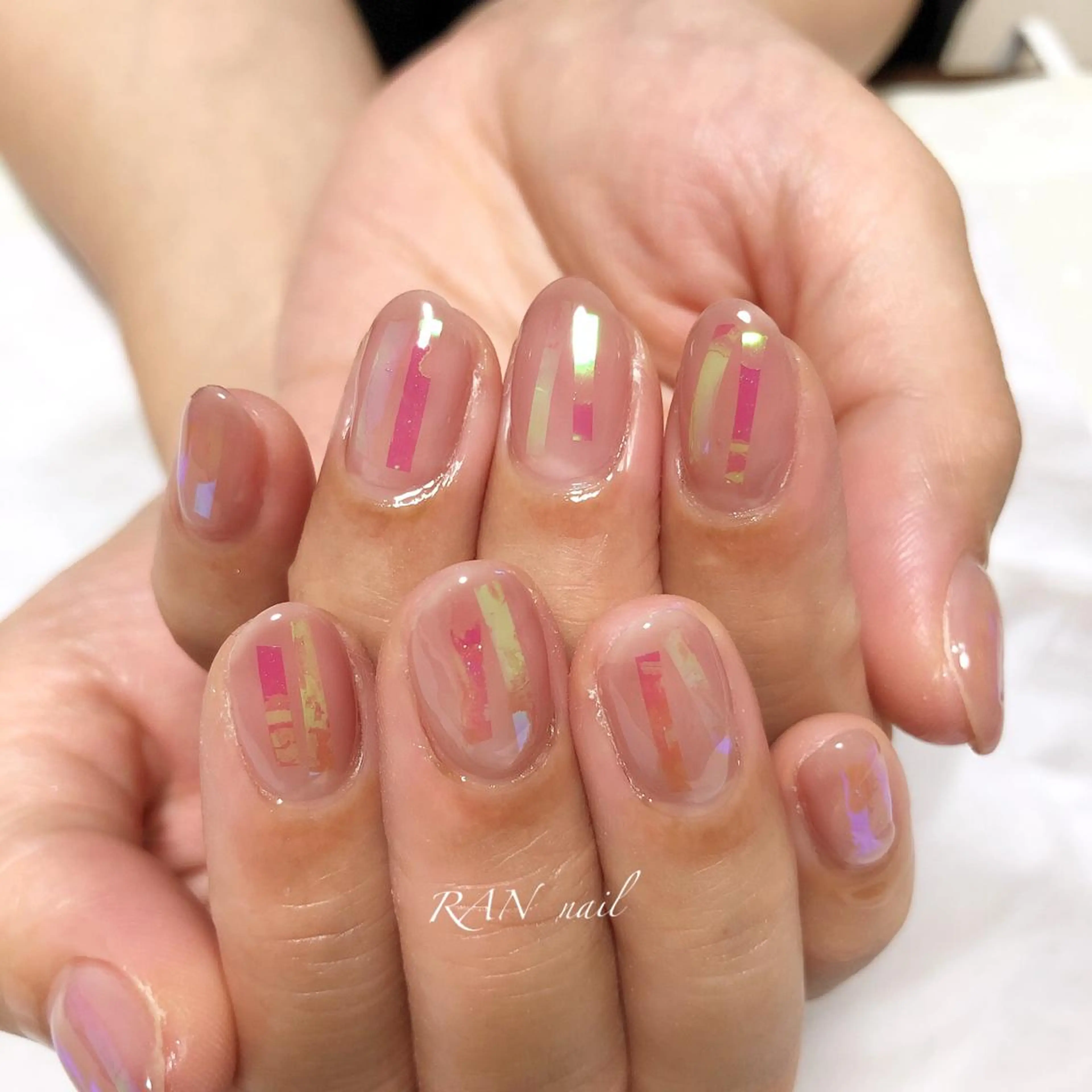 ネイル オーロラネイル ブルー フットネイル 氷ネイル・うるうるネイル ラメ(グリッター) RAN nailのネイルデザイン