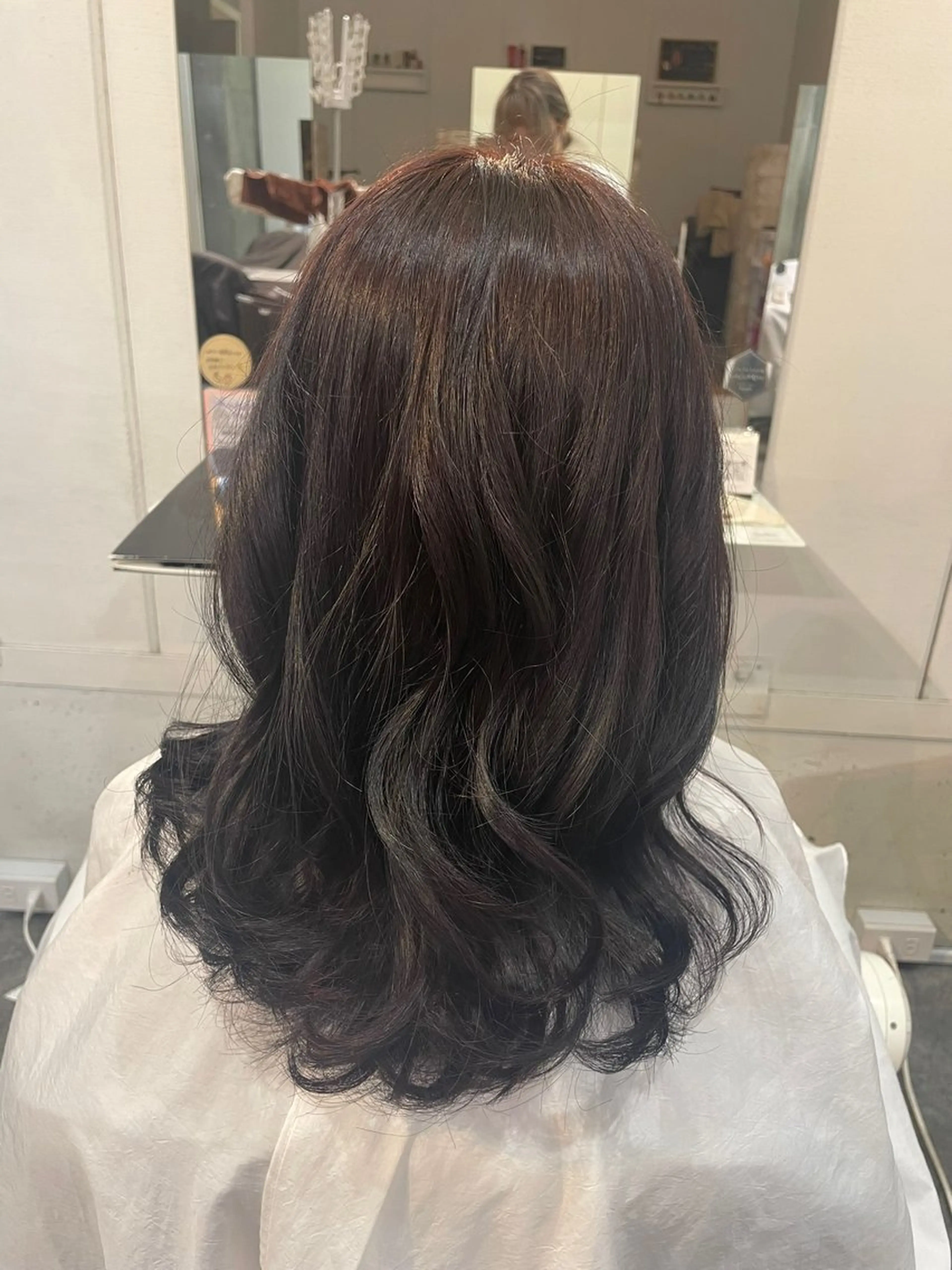 カラー ブラウンカラー 松川 莉子のヘアスタイル