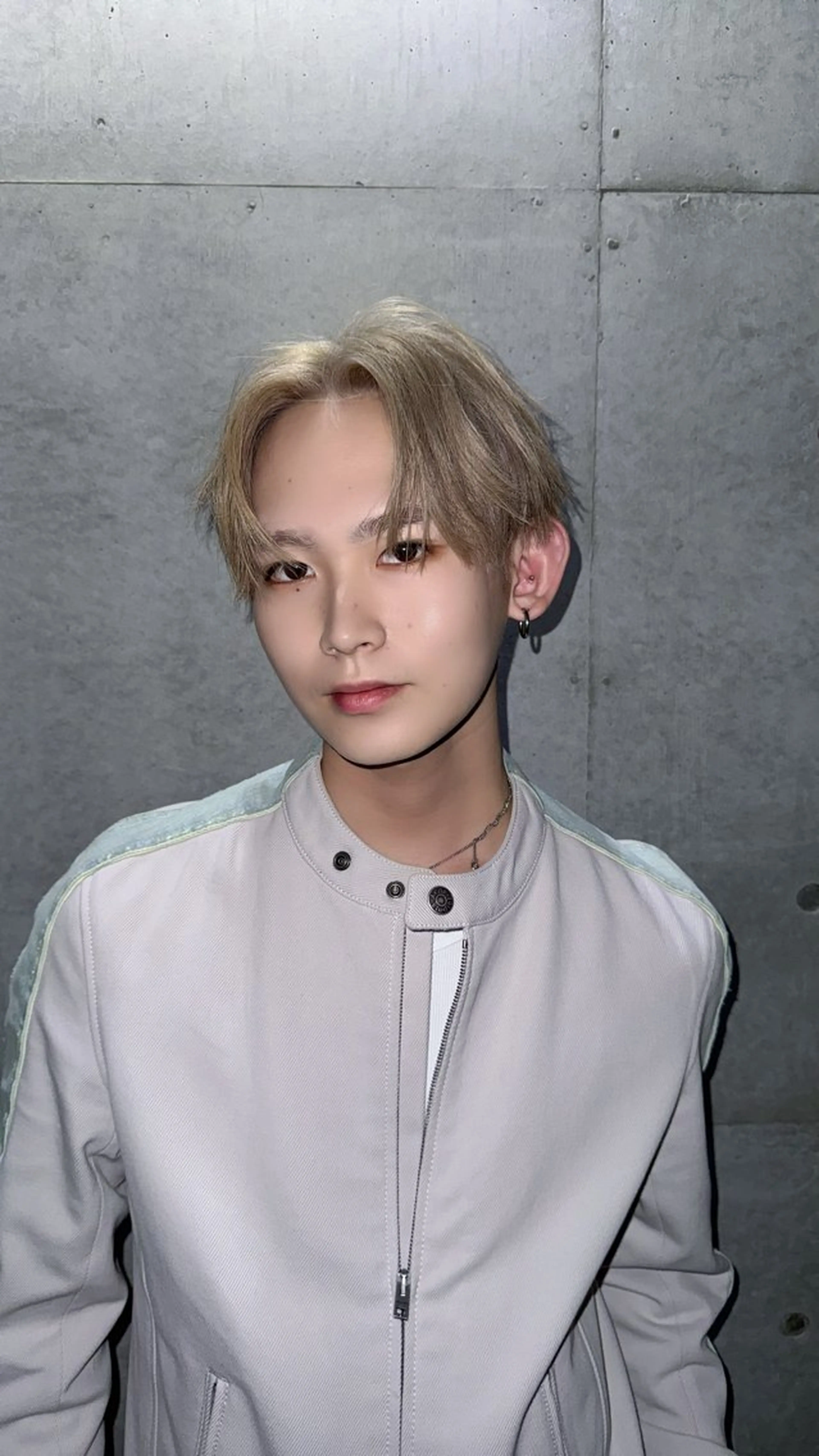 ショート カラー メンズ カット ヘアカラー だいち/ブリーチ/ レイヤーカットのヘアスタイル