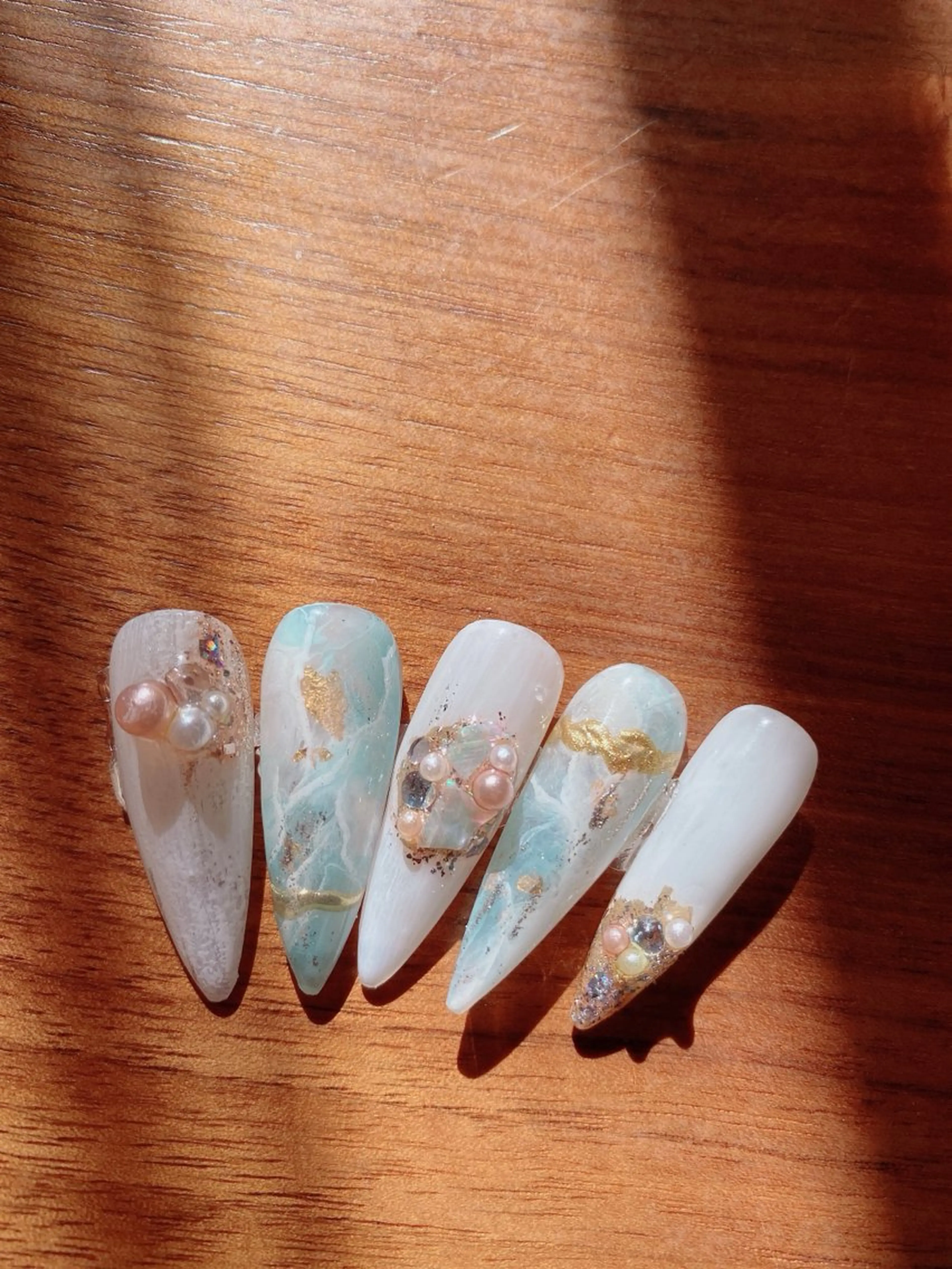 ネイル ホウ エンのネイルデザイン