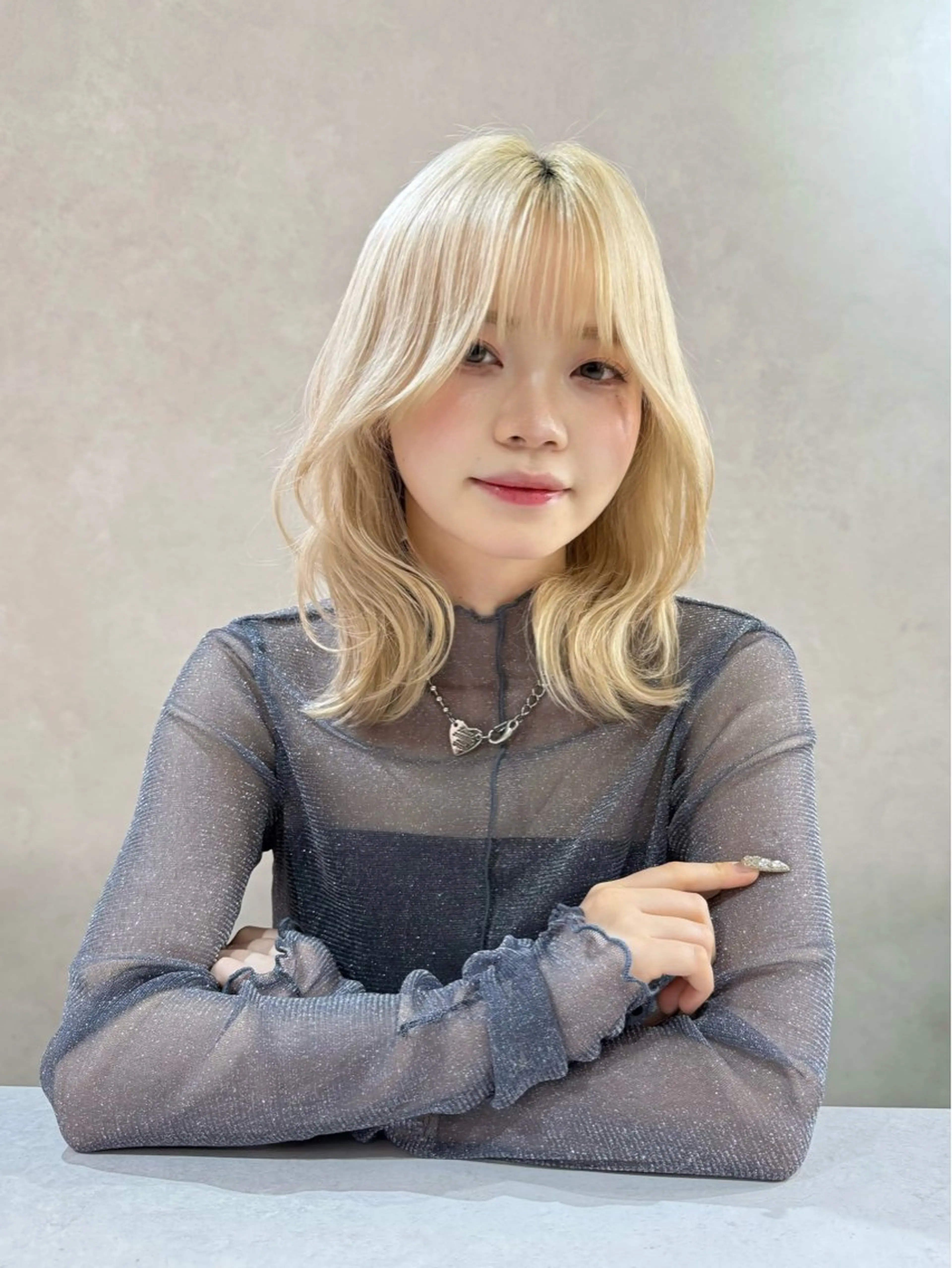 ミディアム ヘアカラー 🍎森貝洋亮🍎 ブリーチカラー特化のヘアスタイル