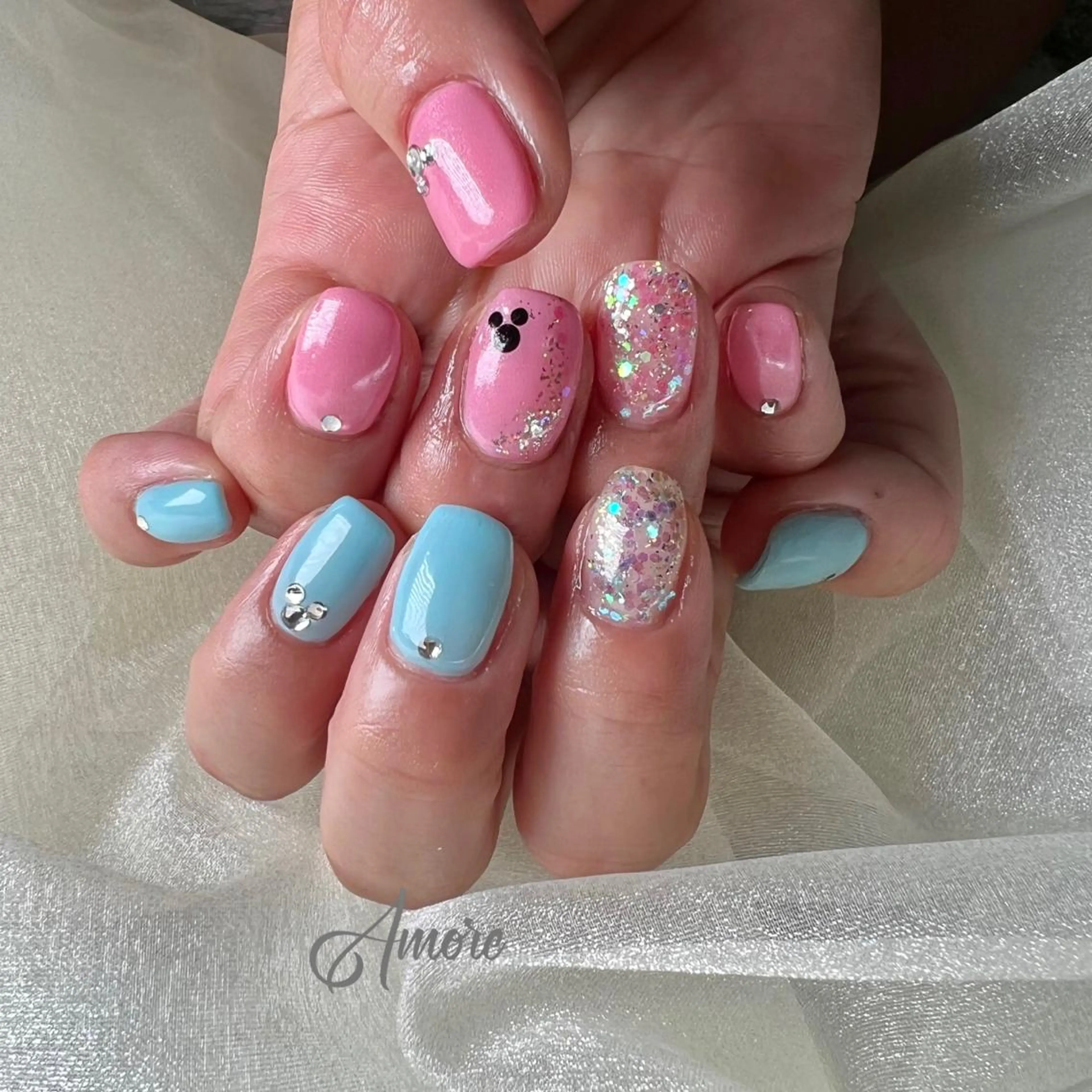 ネイル ジェルネイル 氷ネイル・うるうるネイル マグネットネイル ミラーネイル ニュアンスネイル You kyehwaのネイルデザイン