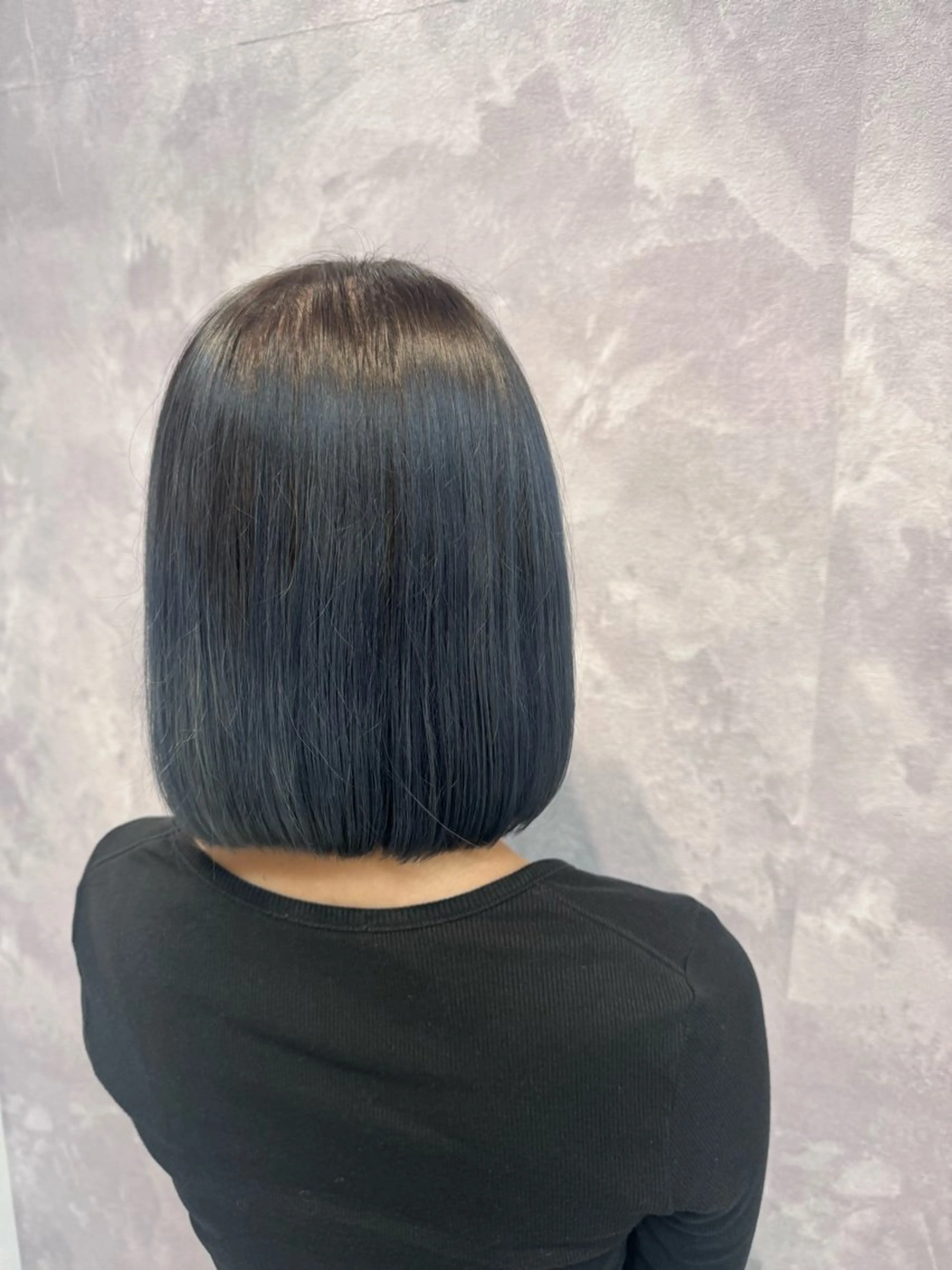 ショート カラー カット ヘッドスパ ヒヨシ ルナのヘアスタイル