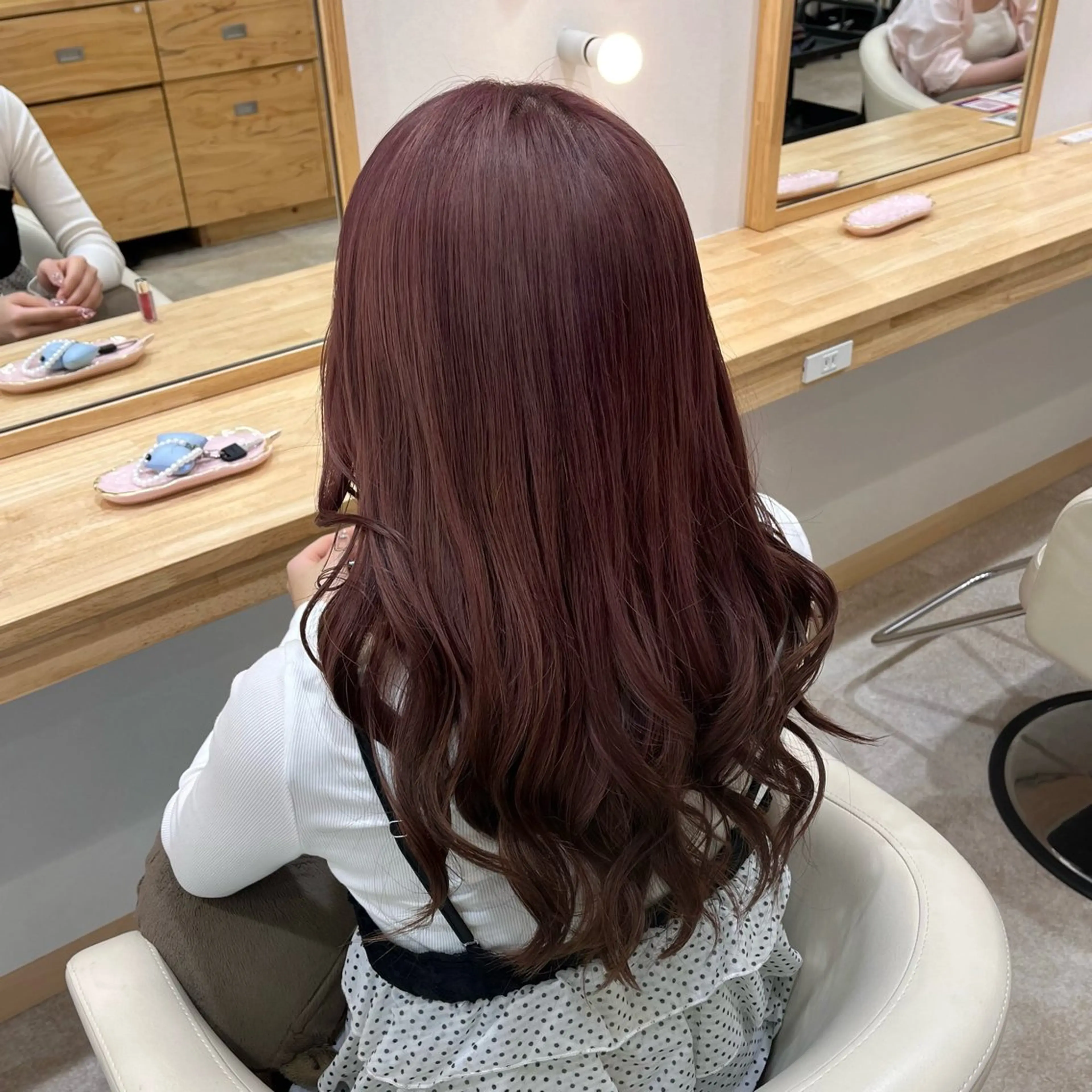 セミロング カラー 望愛/レイヤー/ハイ トーン/デザインのヘアスタイル