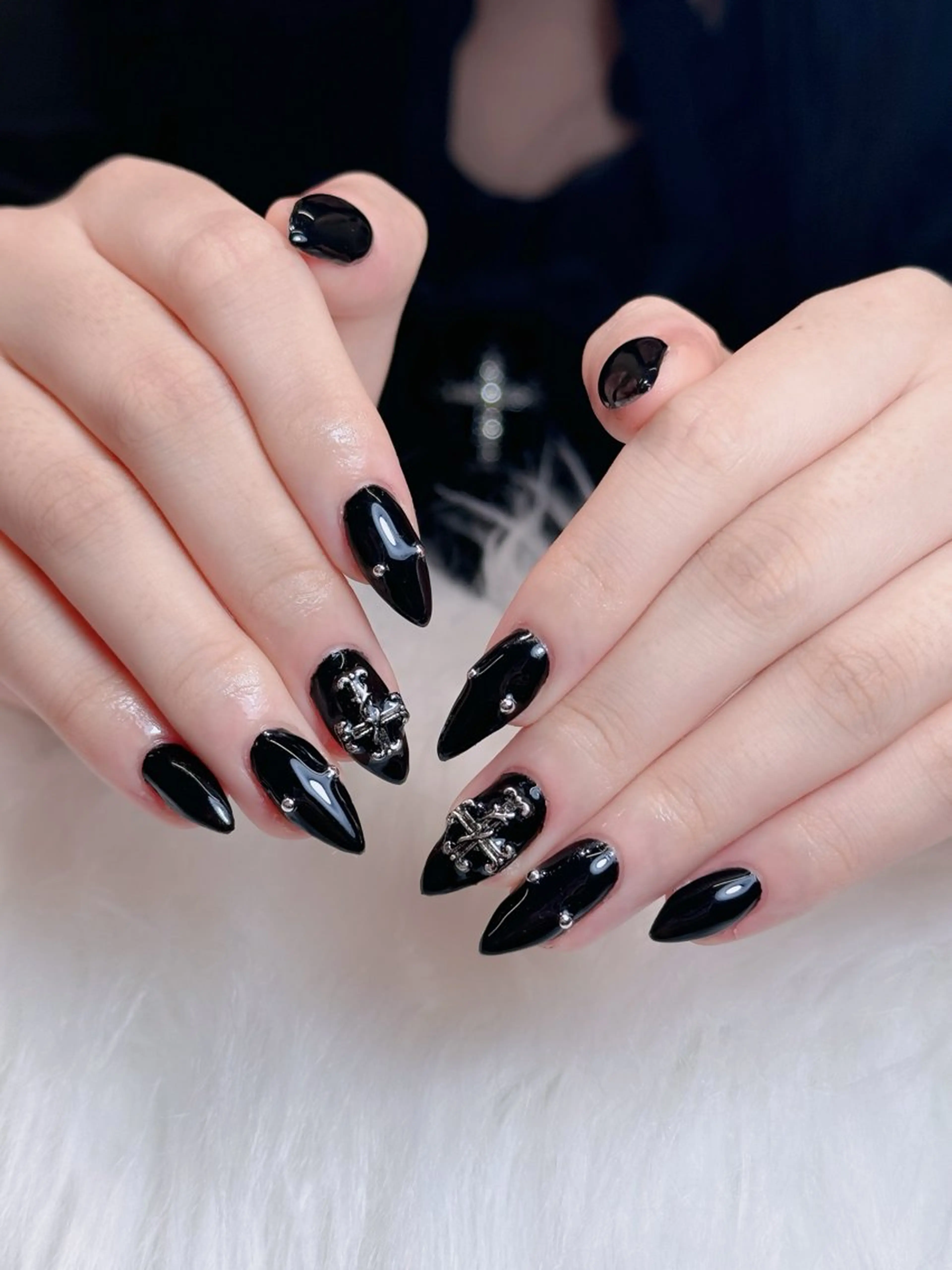 【ソフトジェルオフ無料】【HAND】≪自爪≫ワンカラーパーツつけ放題 ￥6500の写真