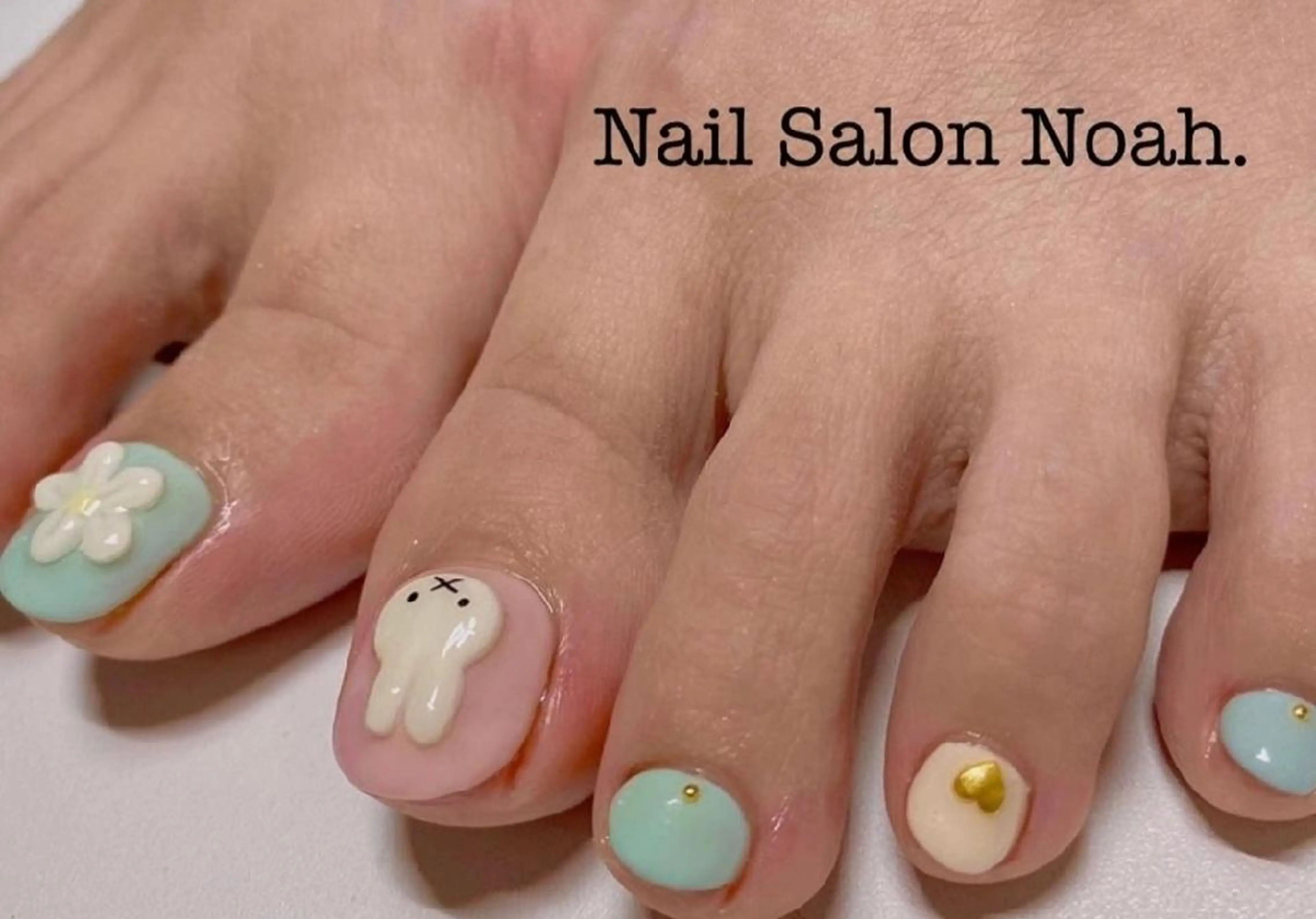 ネイル 持ち込み フットネイル Nail Salon Noah.のネイルデザイン