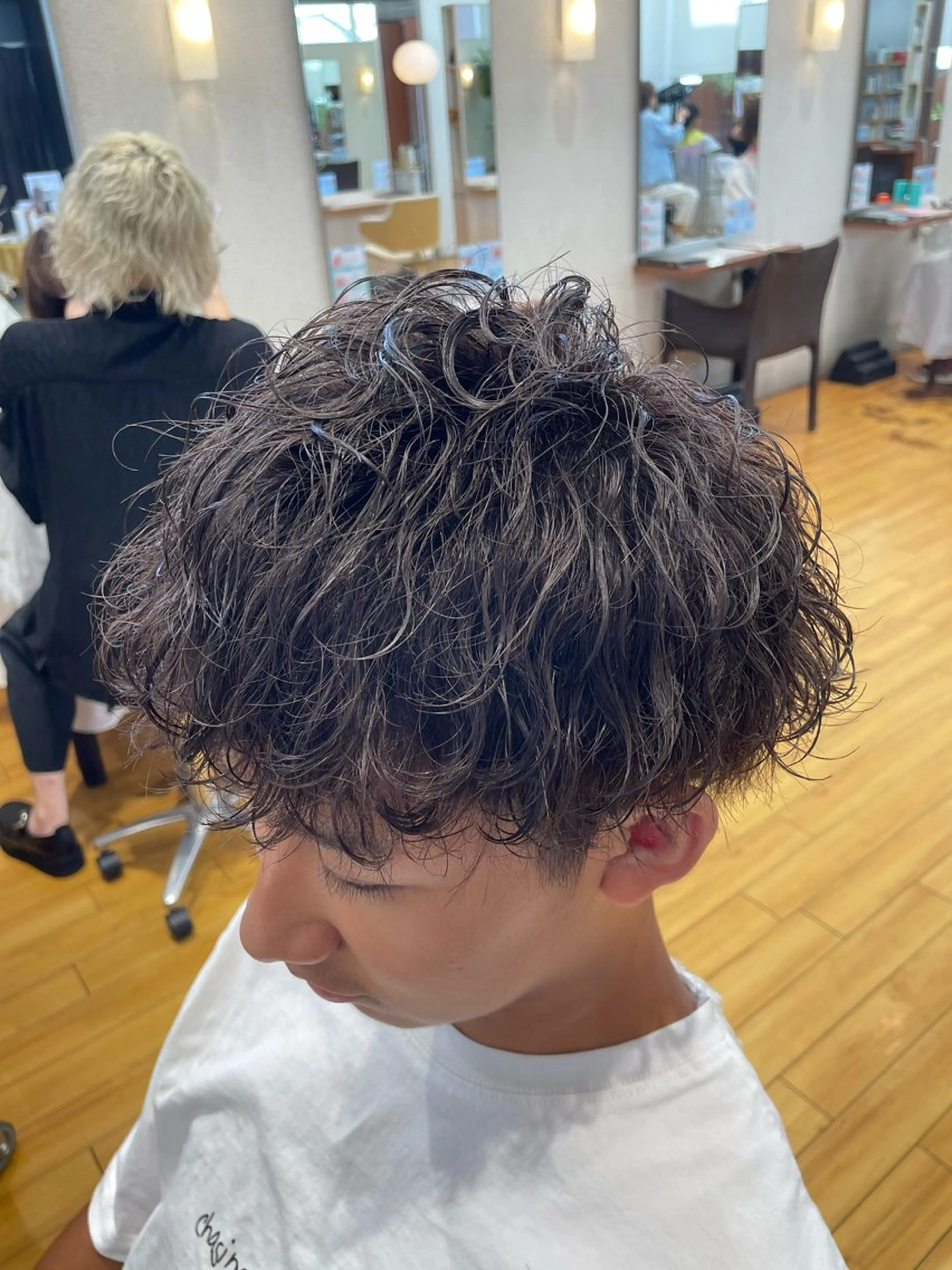 ショート パーマ 豊永 椋哉のヘアスタイル