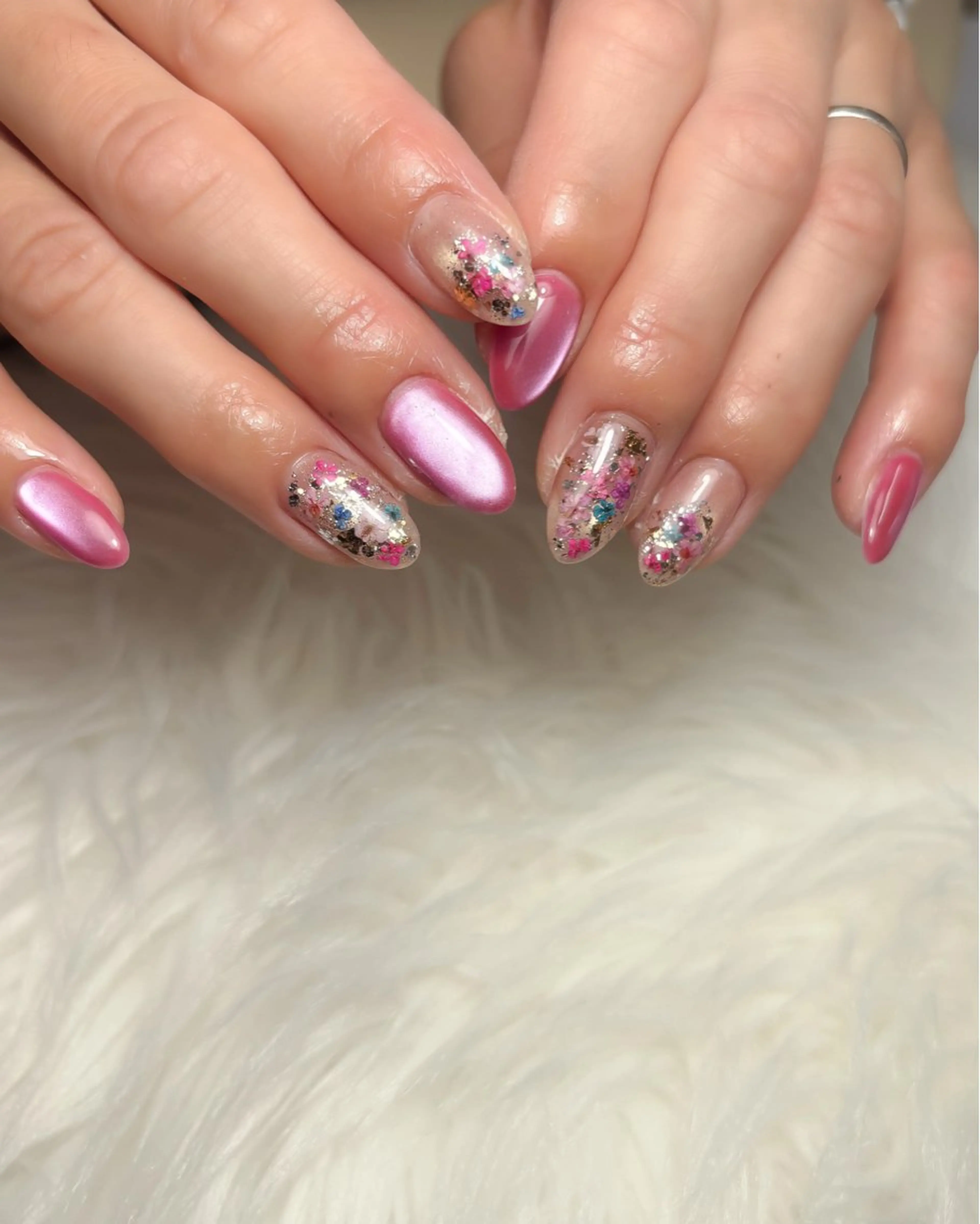 ネイル 黒瀬 奈津季のネイルデザイン