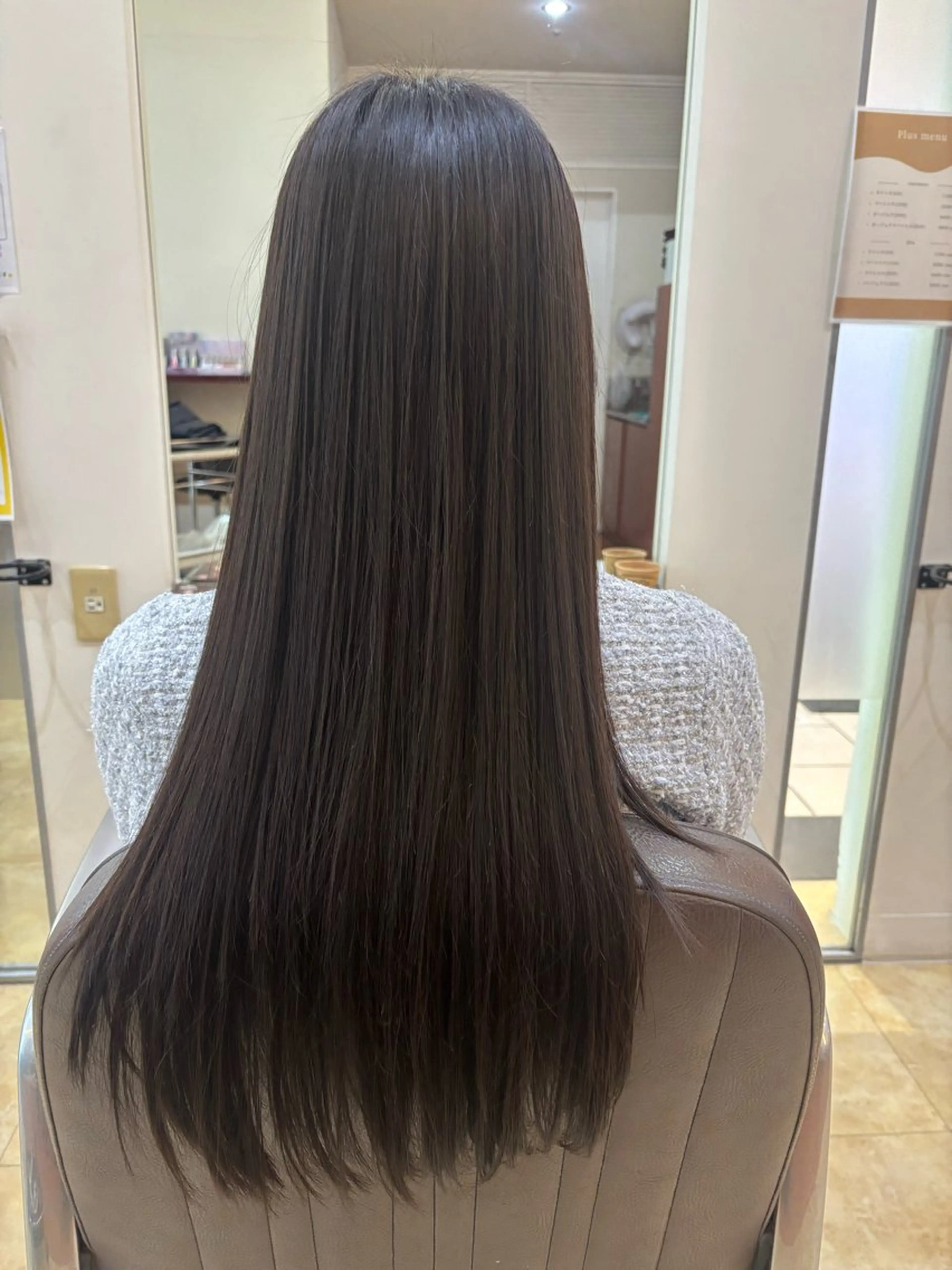 ロング 縮毛矯正 尾崎 優花のヘアスタイル