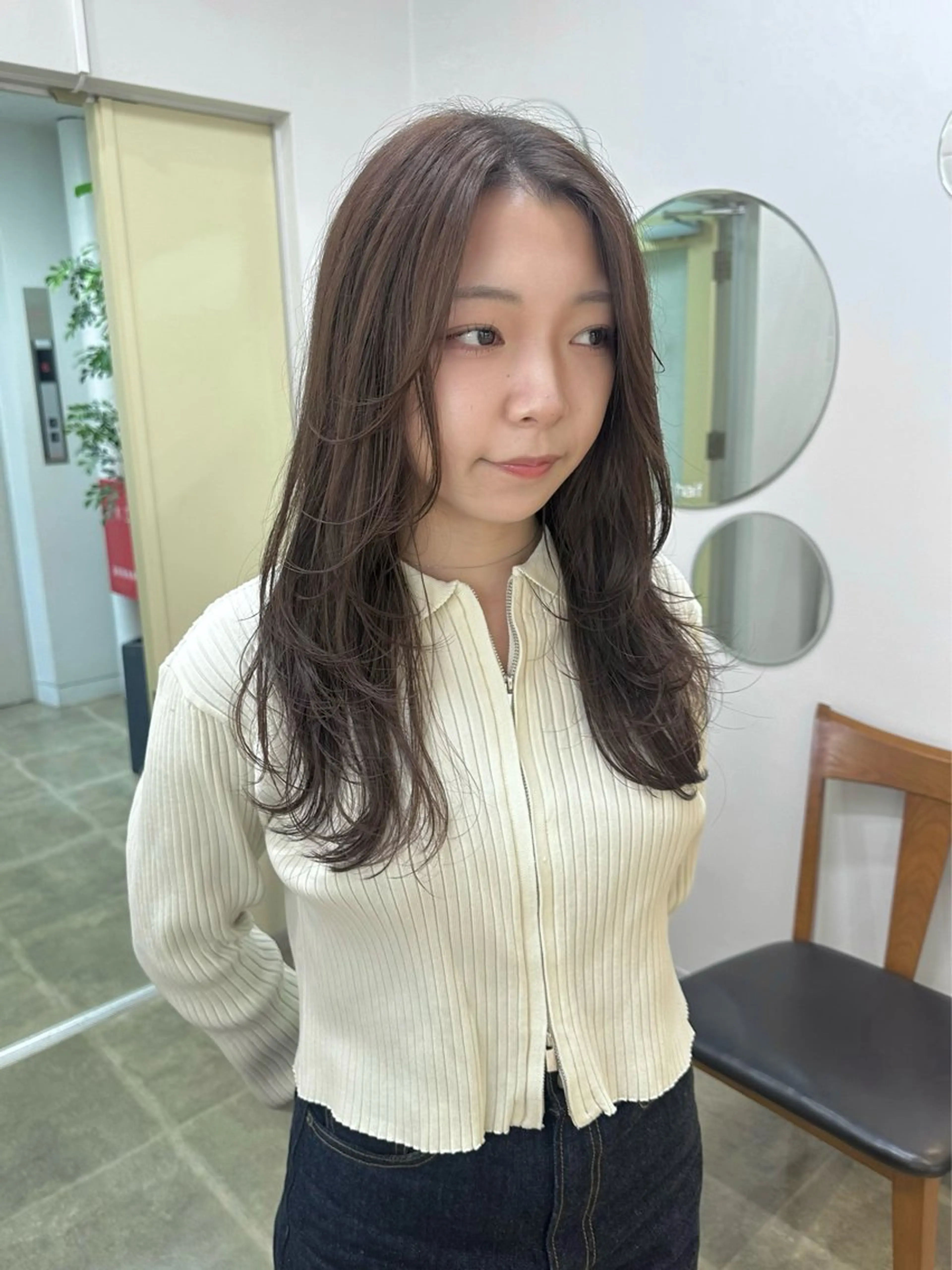 ロング レイヤーカット カット ヘアカラー 四日市/レイヤー /似合わせカットのヘアスタイル