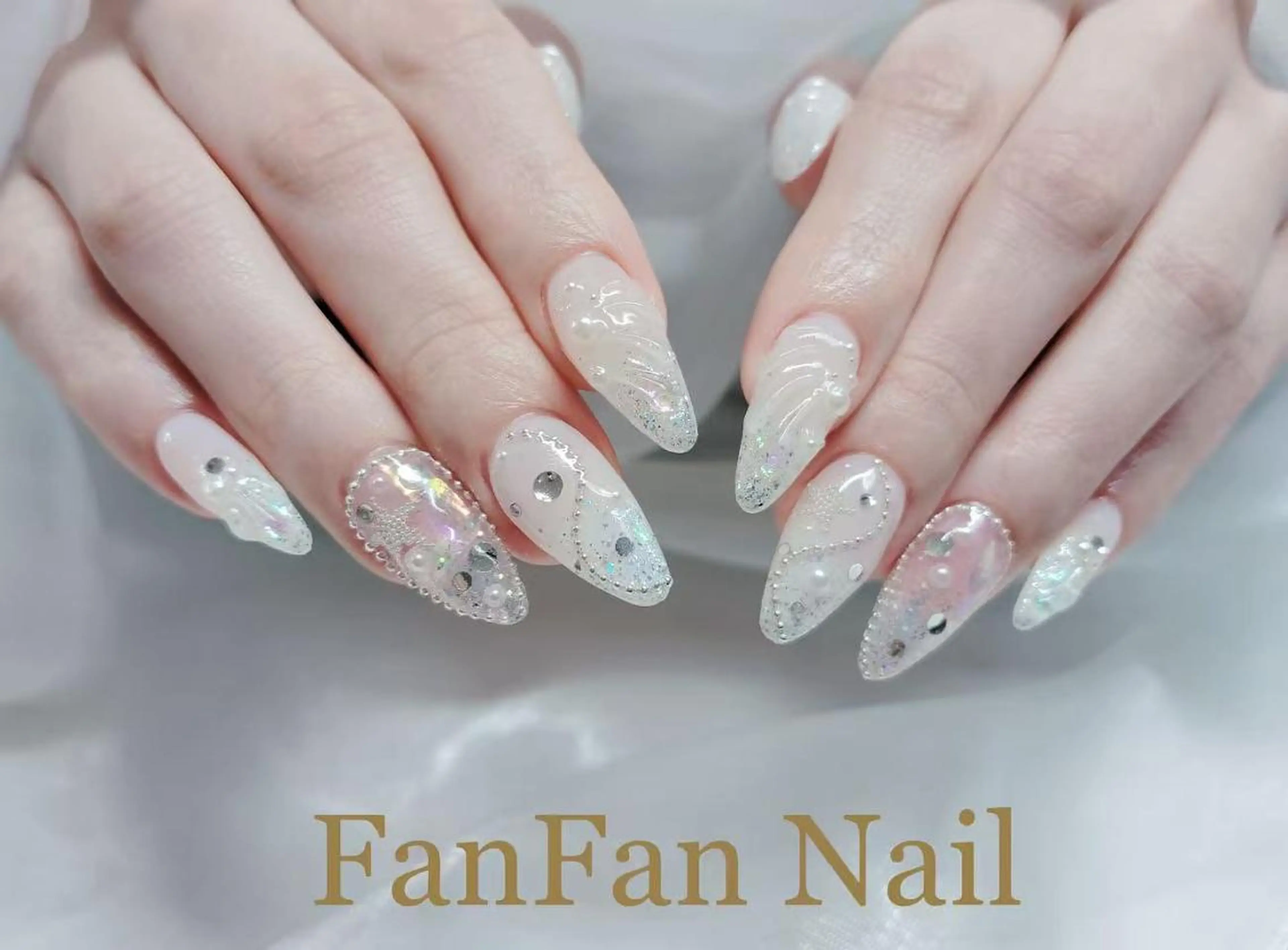ネイル FanFan 長さ出し専門のネイルデザイン