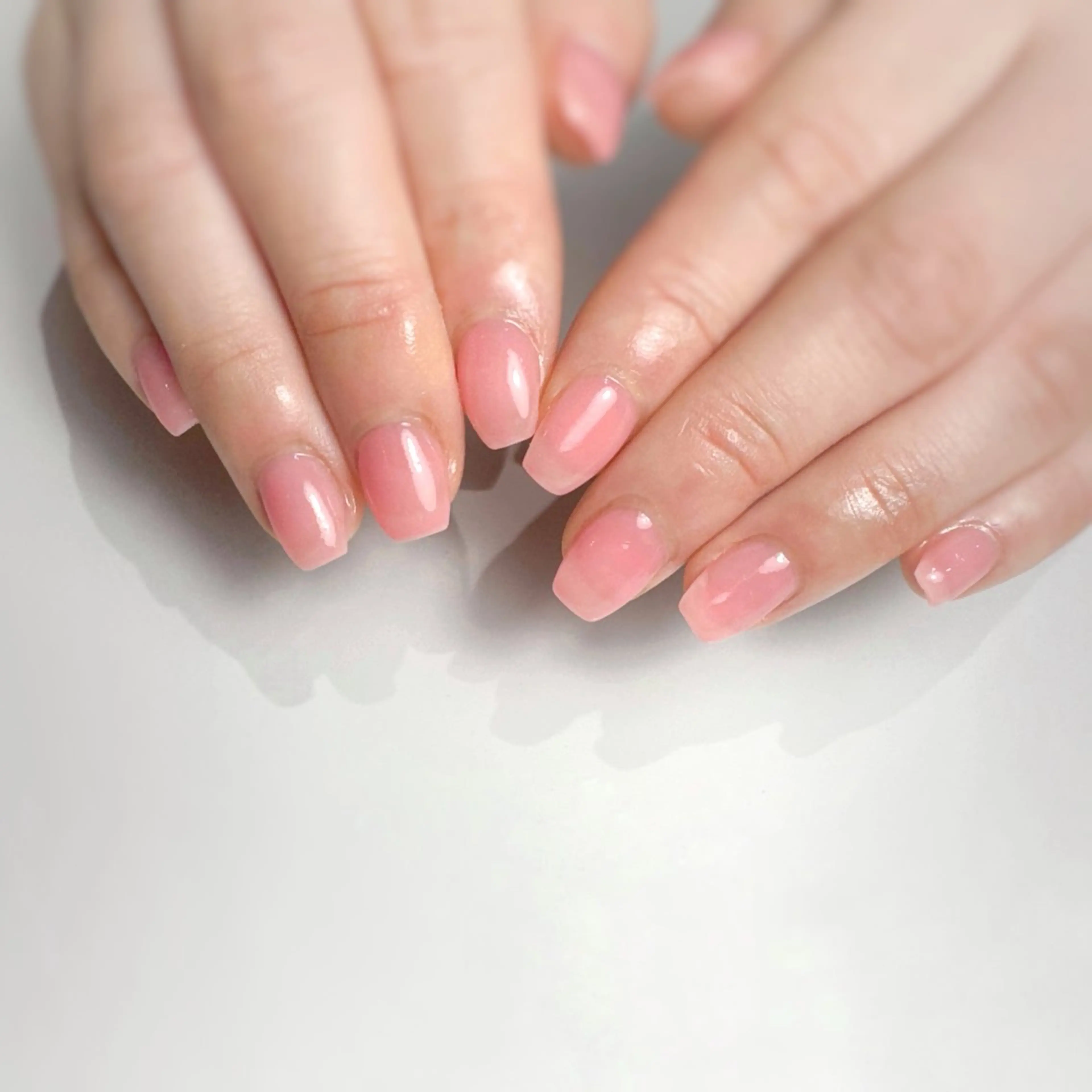 ミディアム ハンドネイル Re nailのネイルデザイン