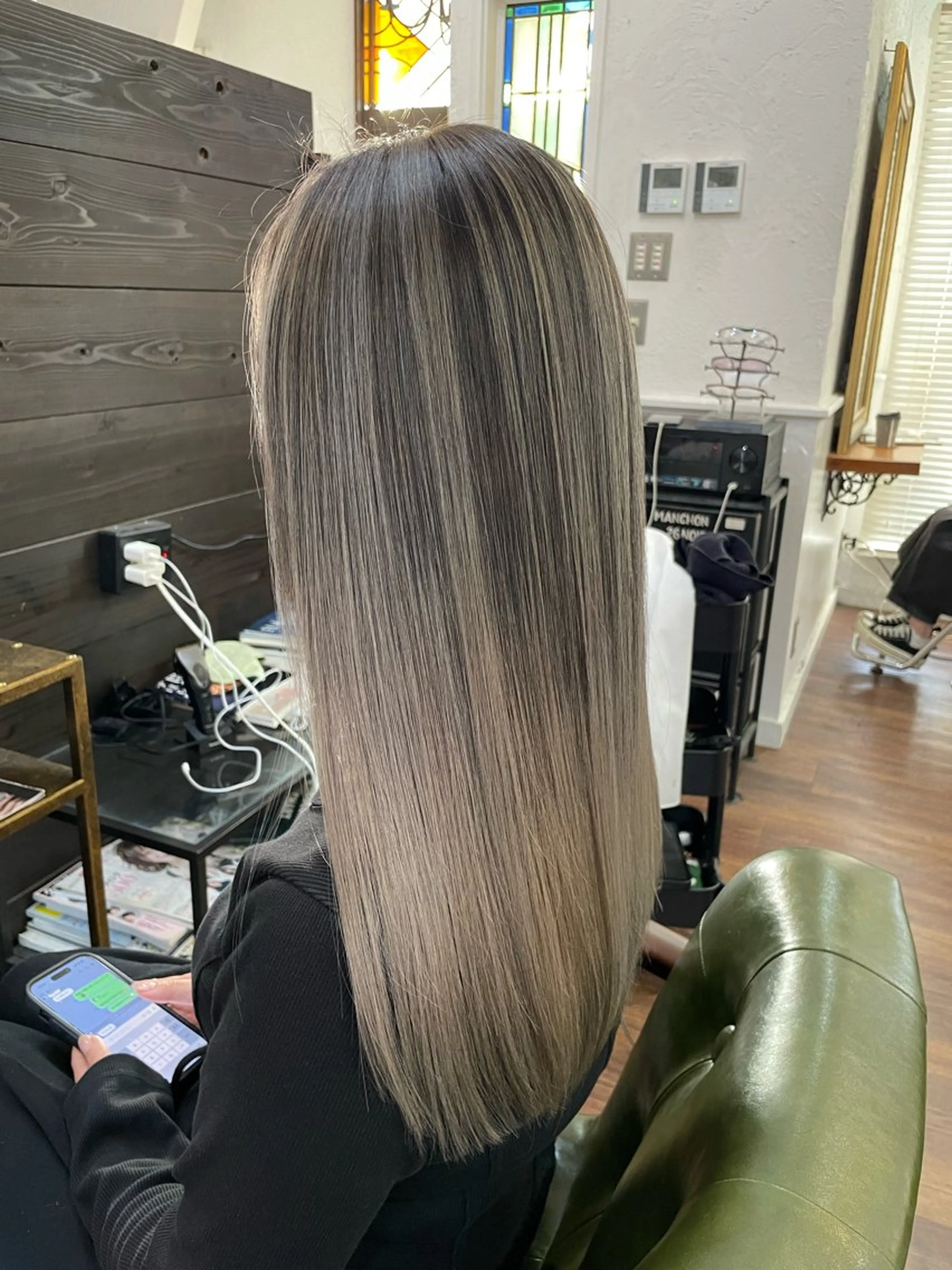 ロング ヘアカラー 下林 雅明のヘアスタイル