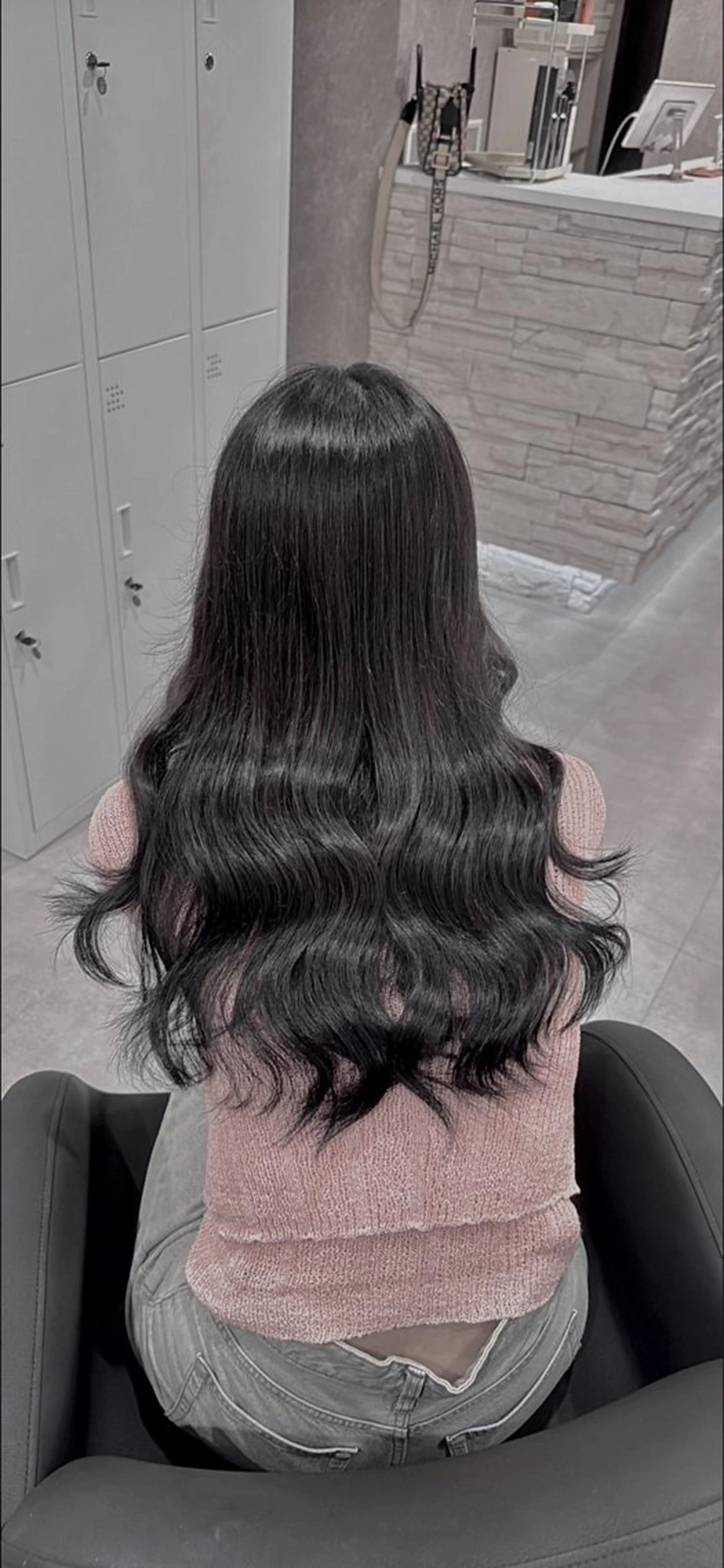 ロング 🖤韓国系🇰🇷カ ラーkokona🖤のヘアスタイル