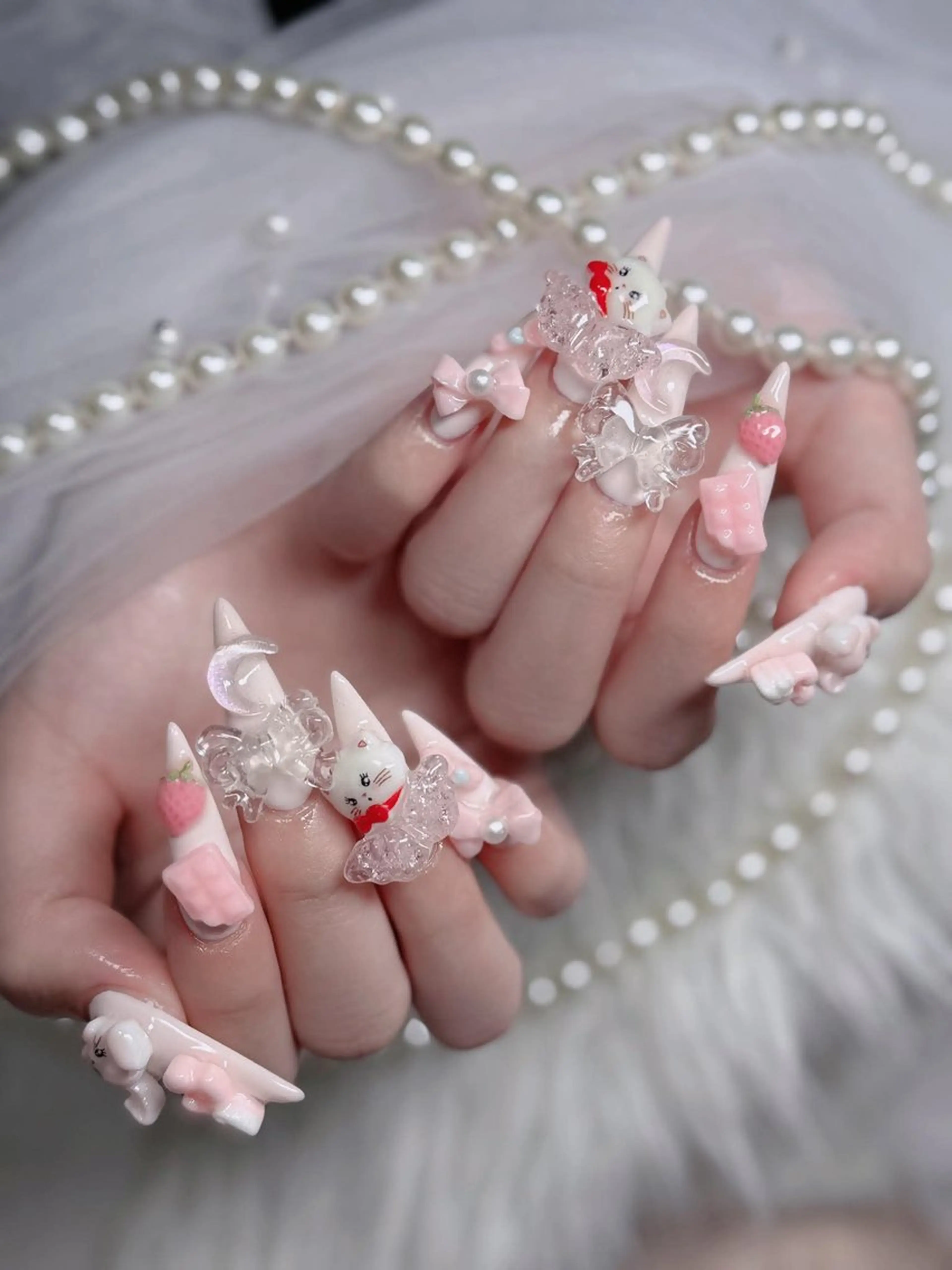 ネイル アートネイル ボルドー フレンチネイル ジェルネイル 氷ネイル・うるうるネイル ハンドネイル Julie Nailのネイルデザイン