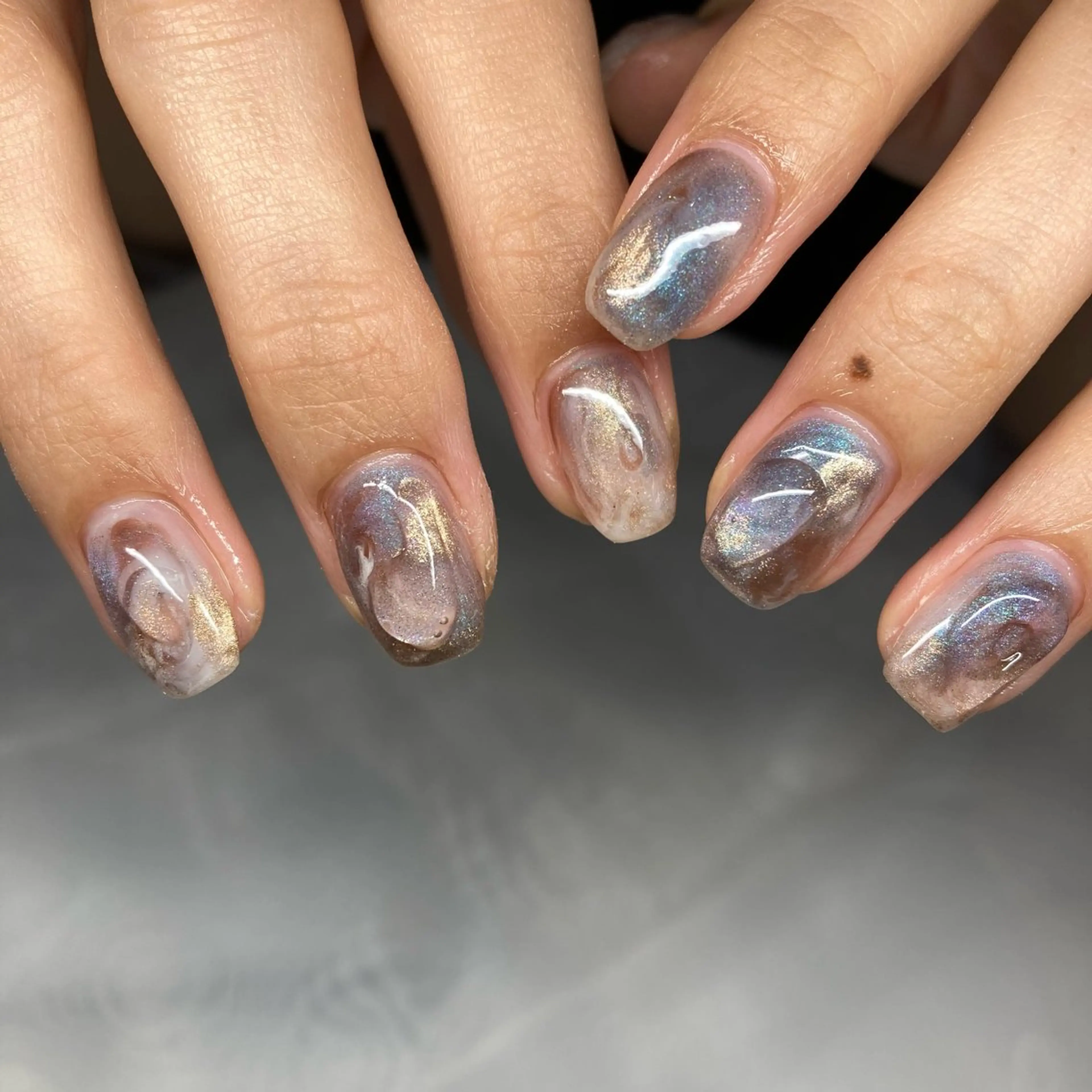 ネイル 長さ出し ニュアンスネイル ワンカラーネイル ハンドネイル Gracias. rieのネイルデザイン