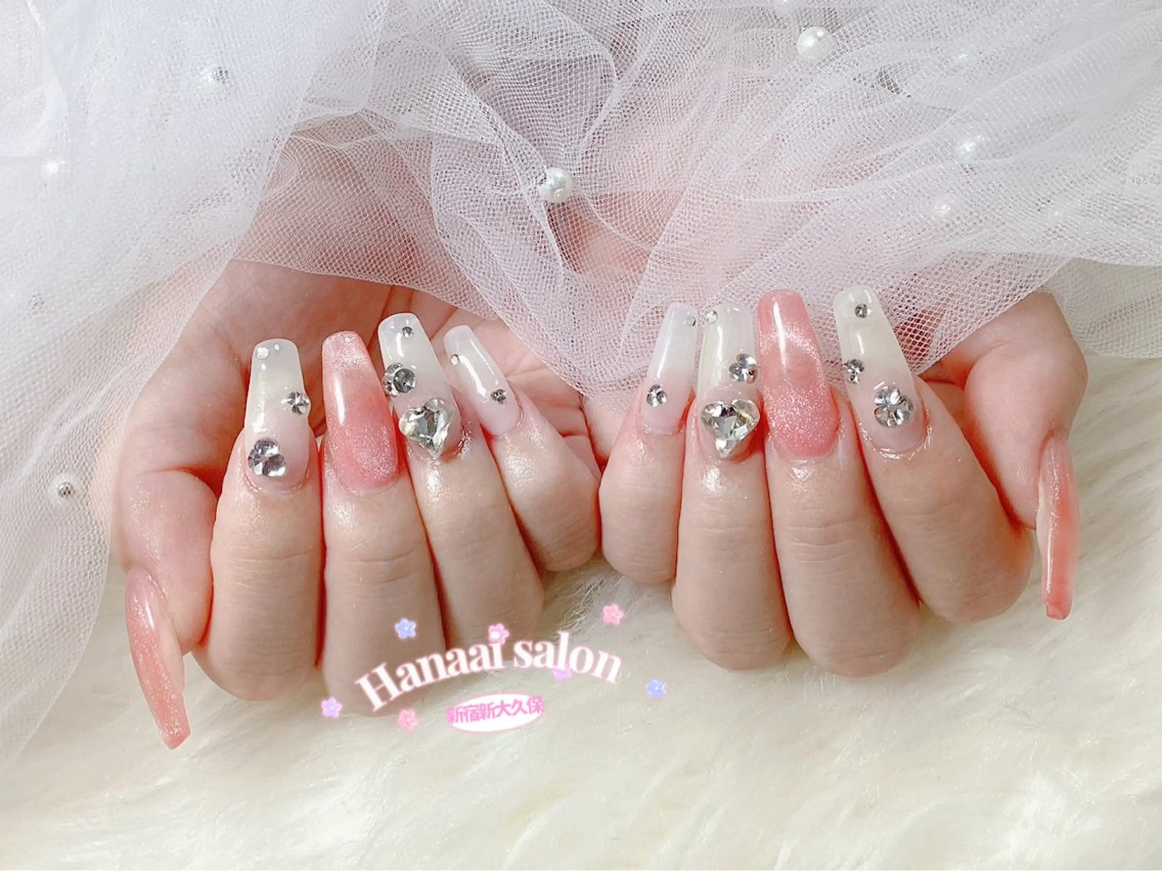 セミロング ハンドネイル Hanaai Salon新大久保店のネイルデザイン