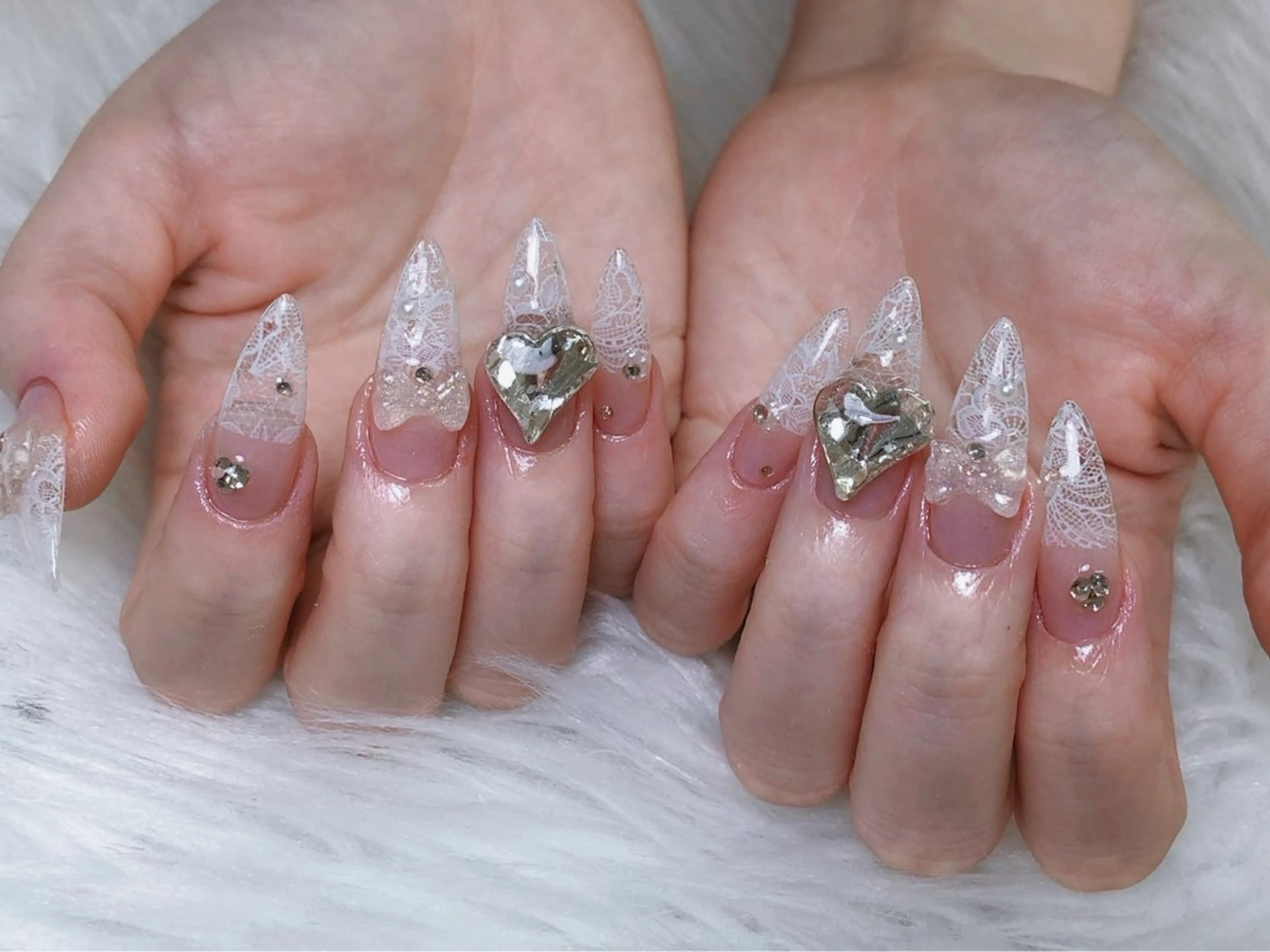 ネイル lucky nail 歌舞伎町のネイルデザイン