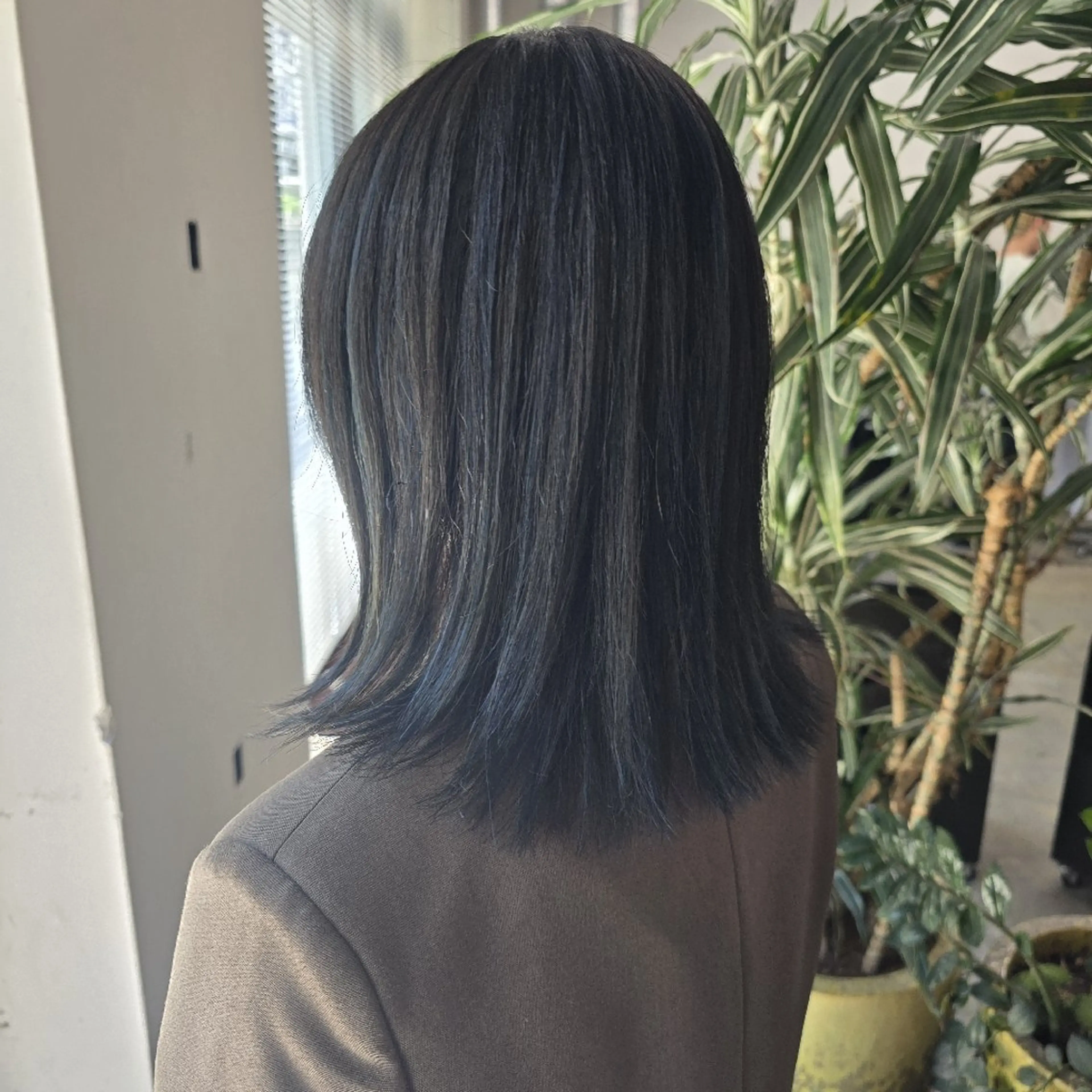 セミロング カラー カット ヘアカラー トリートメント ハヤシ マユ ✂ 府中美容室のヘアスタイル